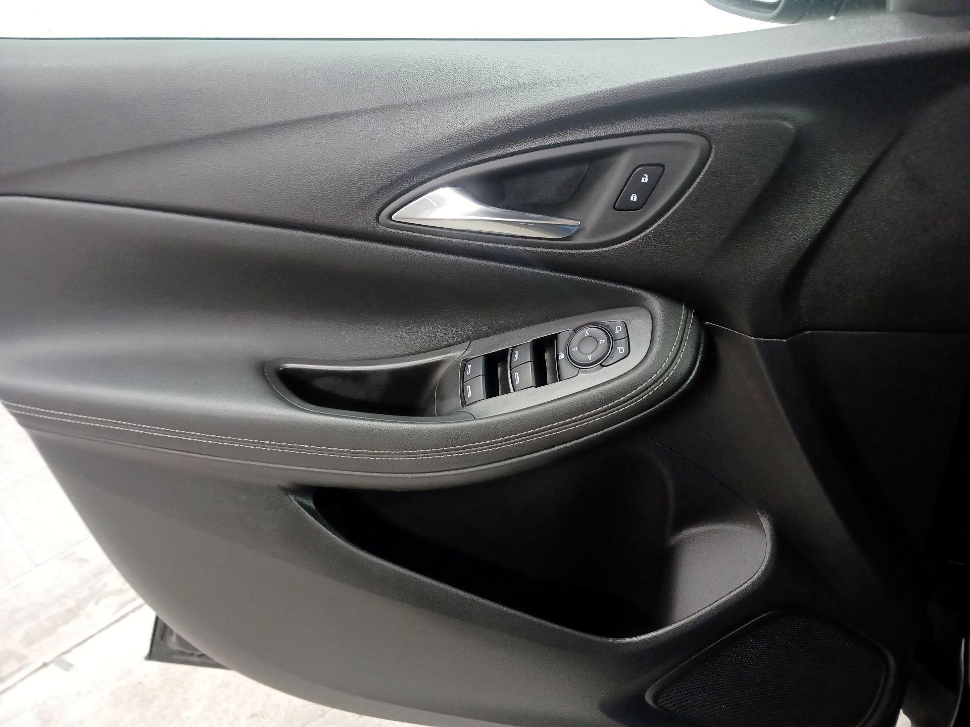 Thumbnail: 2025 Buick Encore GX - 12