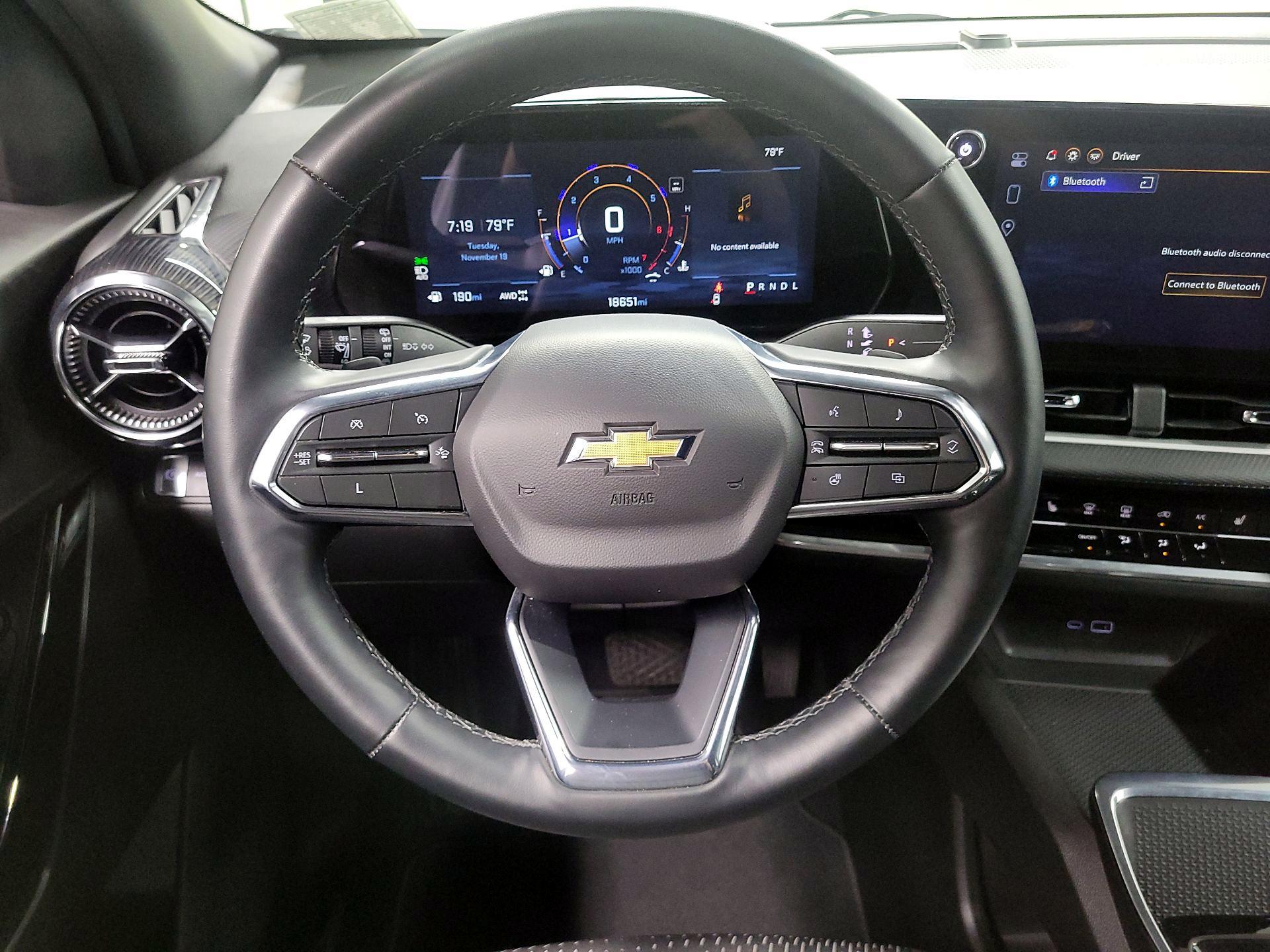 Thumbnail: 2025 Chevrolet Equinox - 10