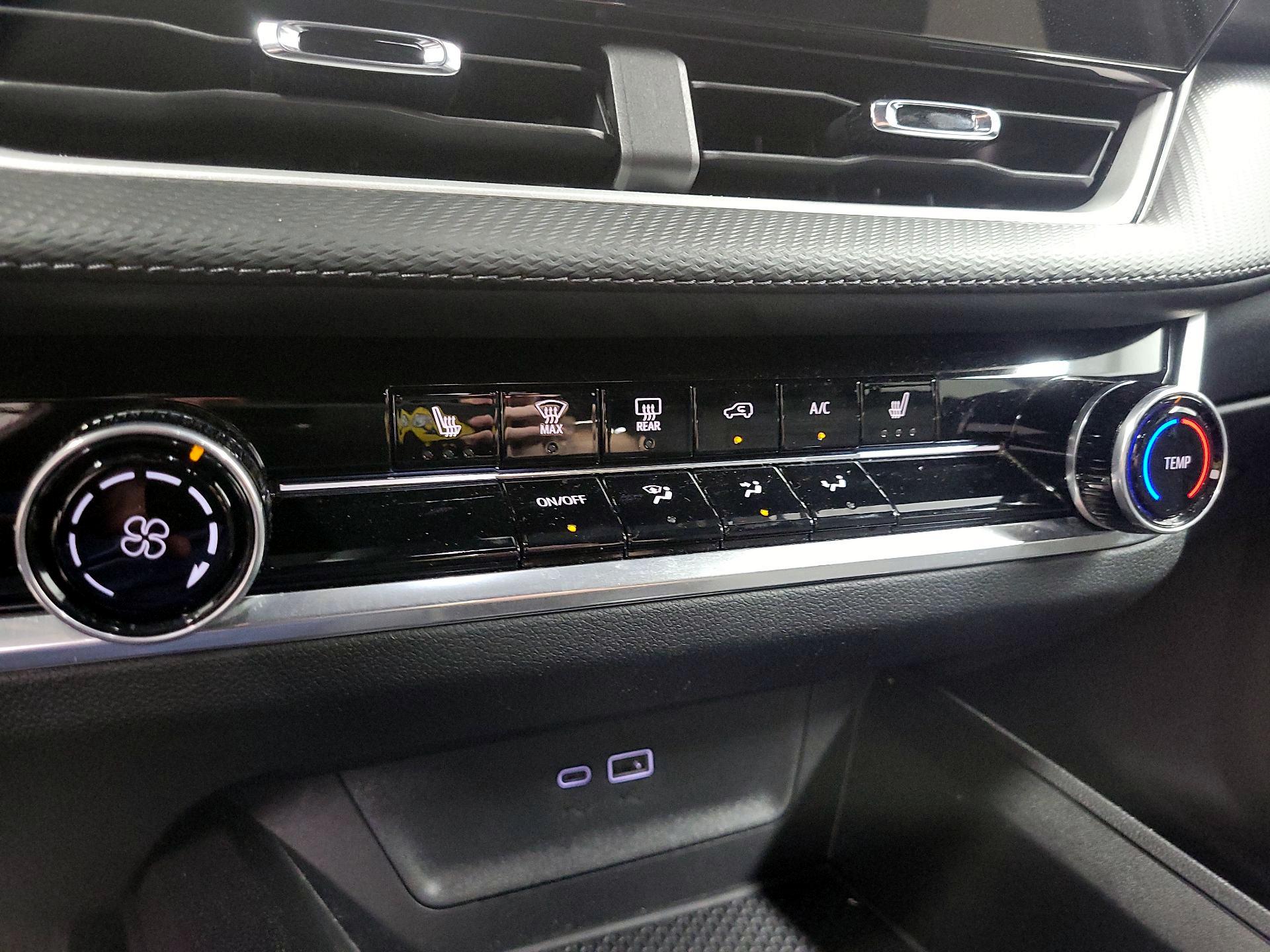 Thumbnail: 2025 Chevrolet Equinox - 14