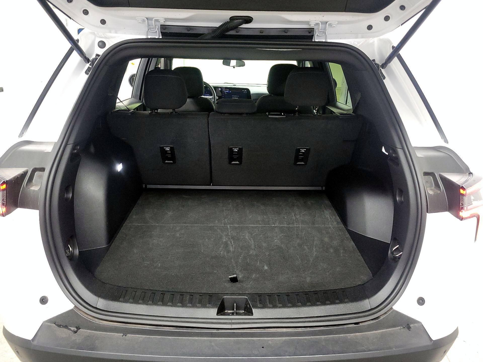 Thumbnail: 2025 Chevrolet Equinox - 17