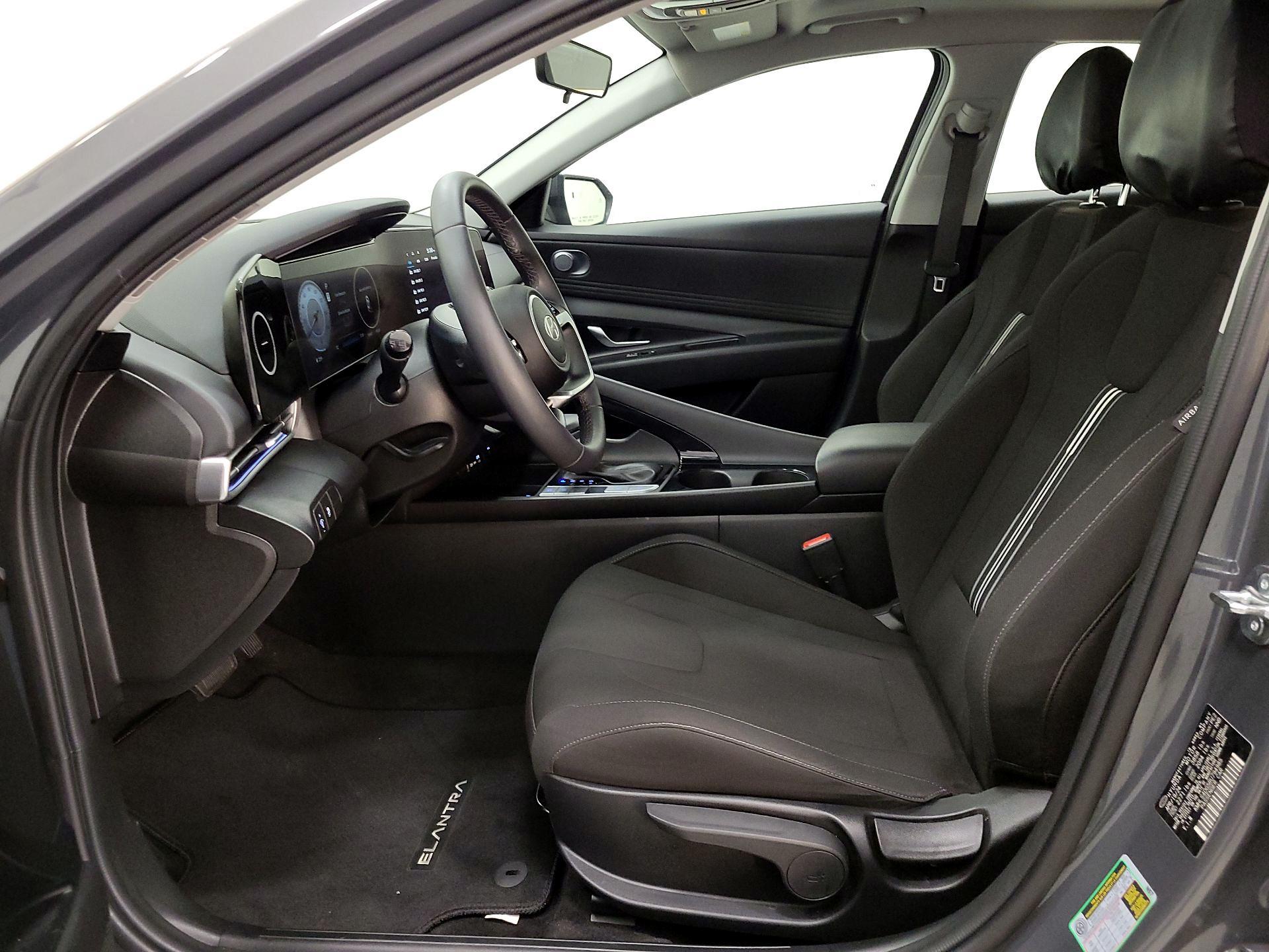 Thumbnail: 2024 Hyundai Elantra - 11