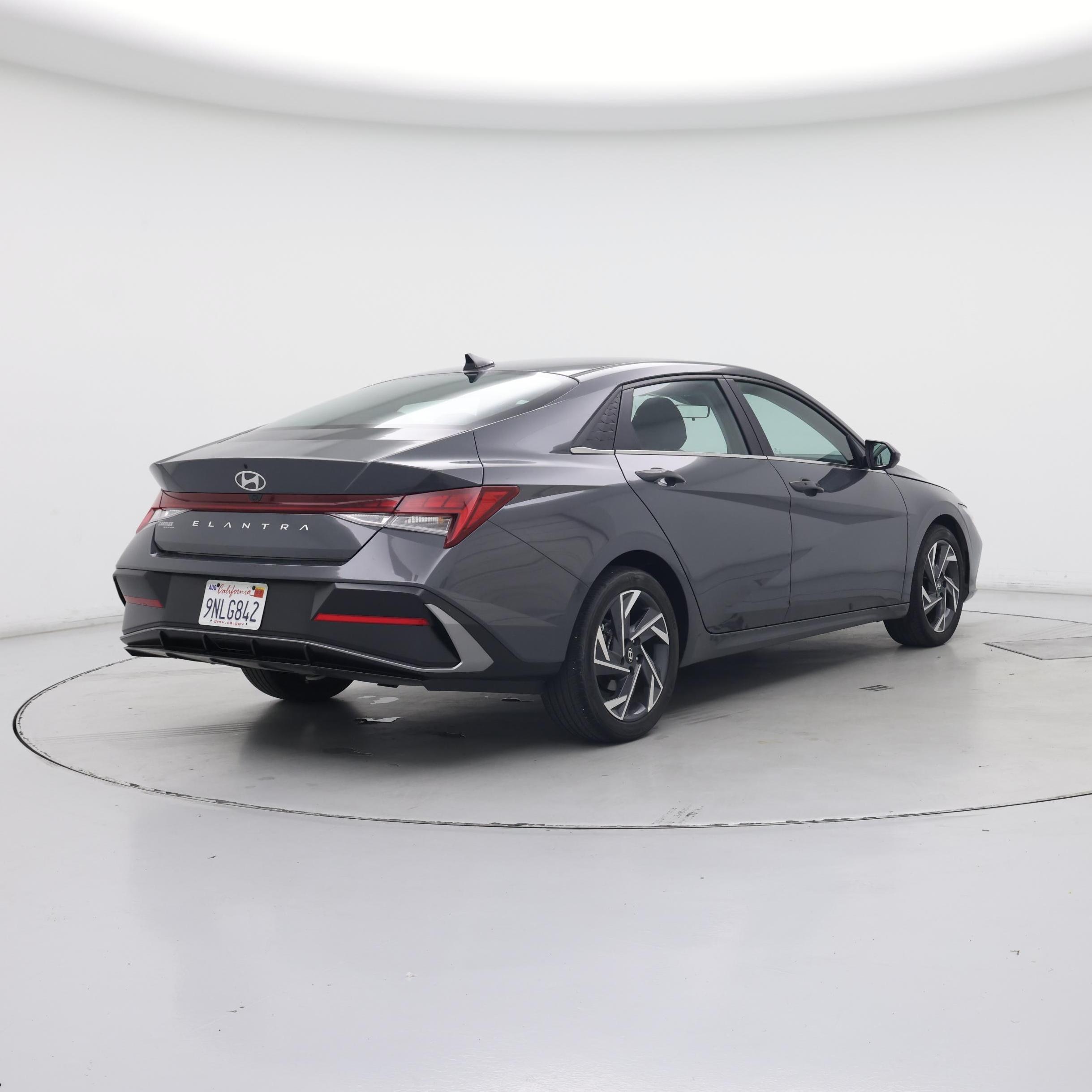 Thumbnail: 2024 Hyundai Elantra - 8