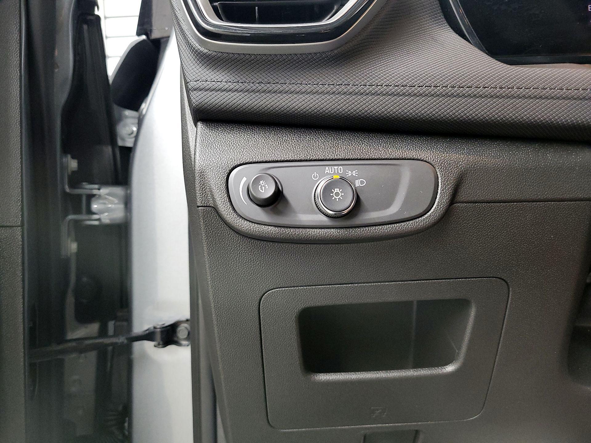 Thumbnail: 2025 Chevrolet TrailBlazer - 13