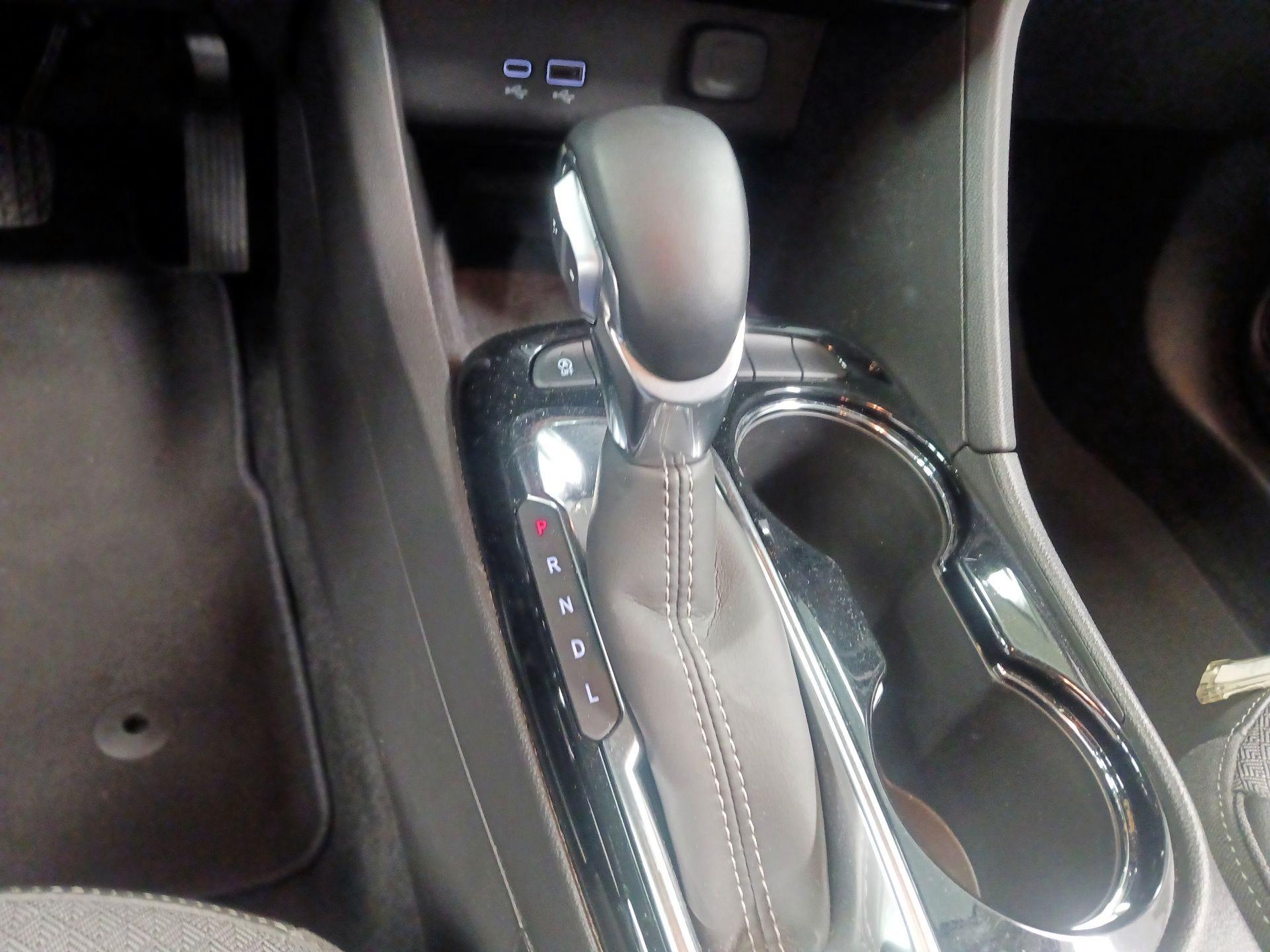 Thumbnail: 2025 Buick Encore GX - 15