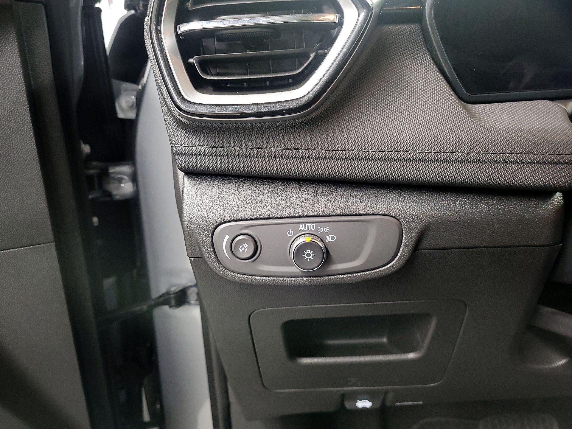 Thumbnail: 2025 Chevrolet TrailBlazer - 13