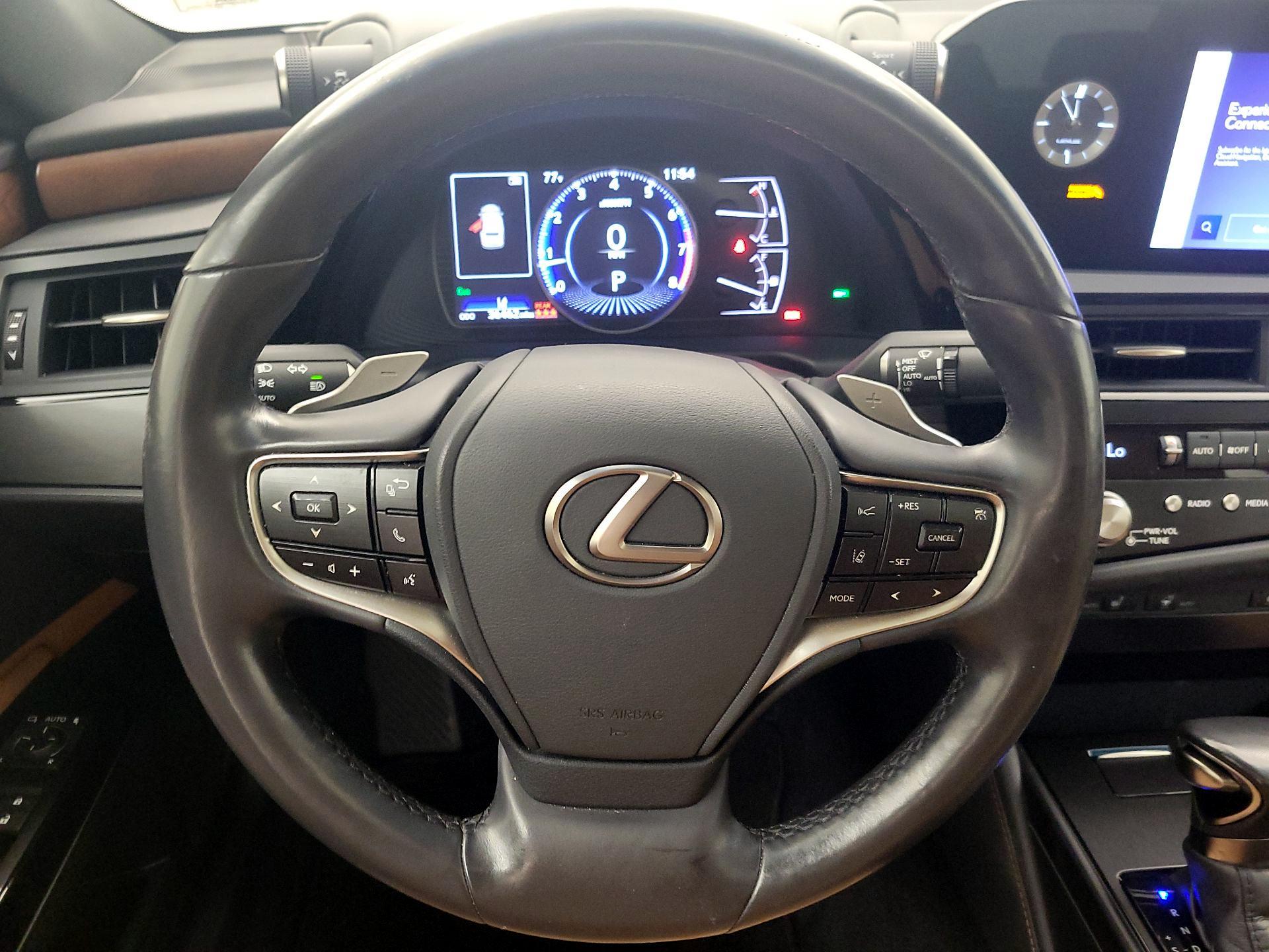 Thumbnail: 2023 Lexus ES - 10