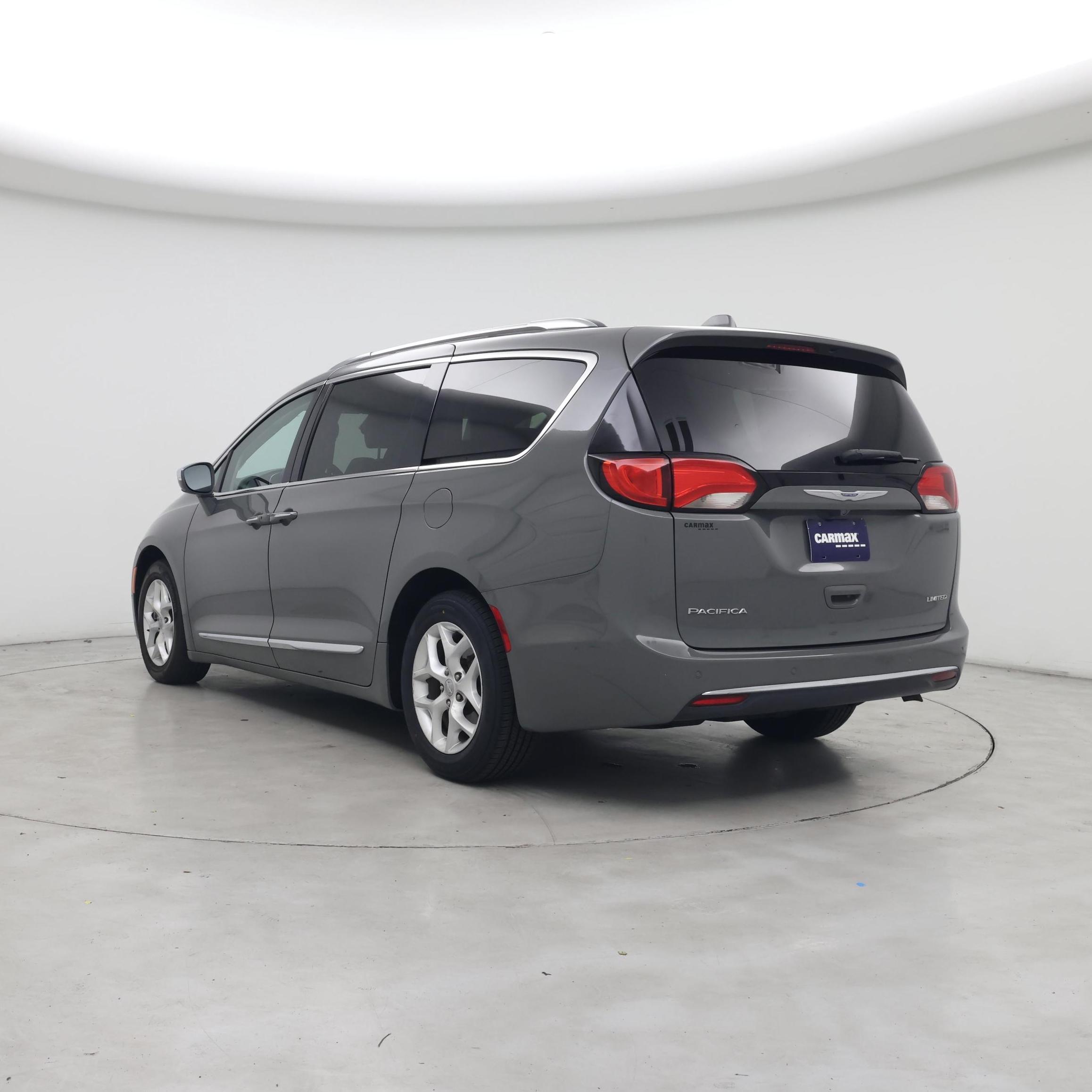 Thumbnail: 2020 Chrysler Pacifica - 2