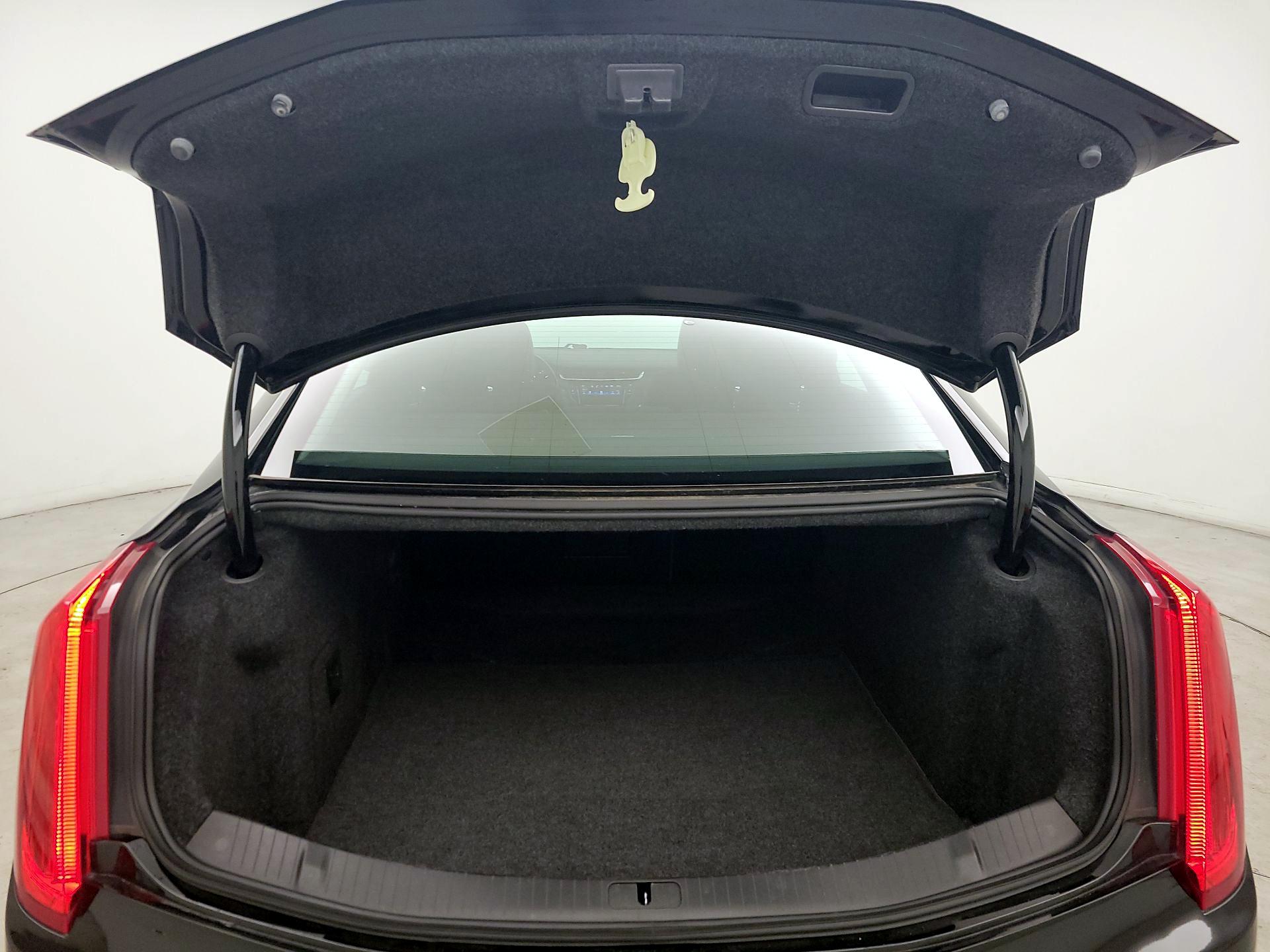 Thumbnail: 2016 Cadillac XTS - 20