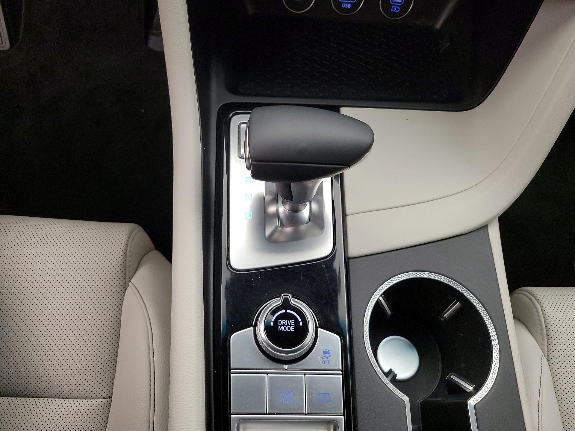 Thumbnail: 2025 Genesis G70 - 18