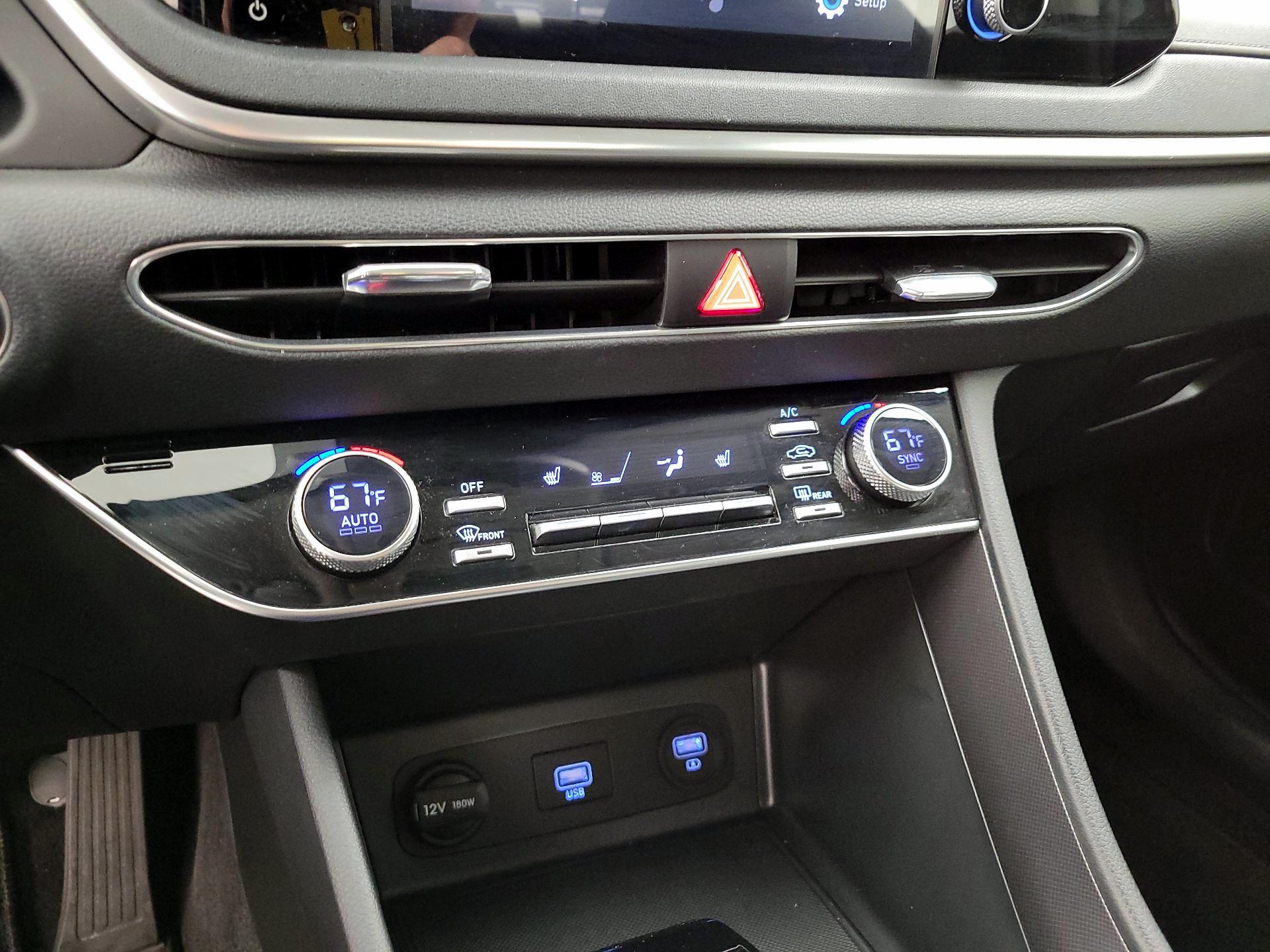 Thumbnail: 2022 Hyundai Sonata - 16