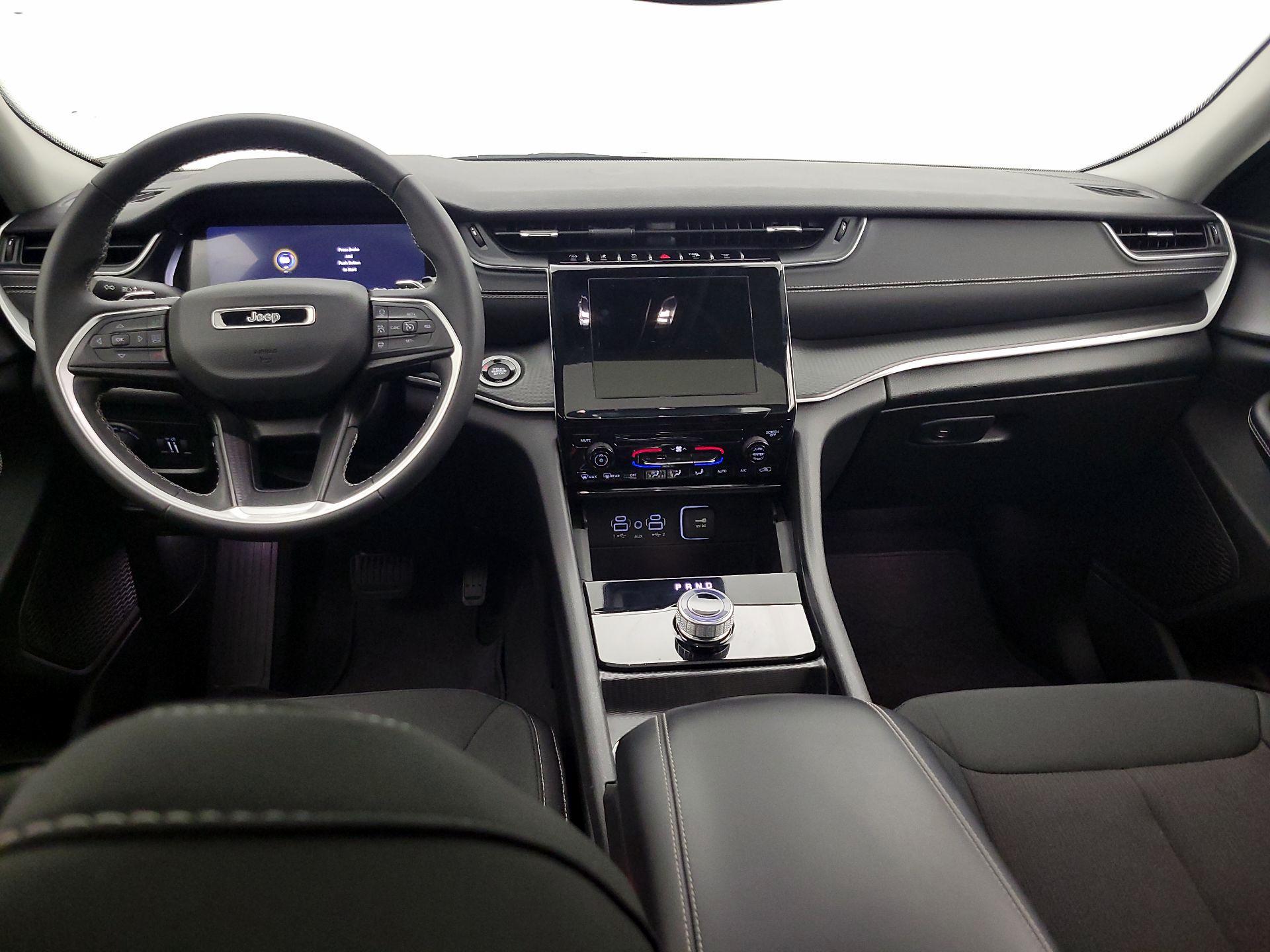 Thumbnail: 2024 Jeep Grand Cherokee - 9