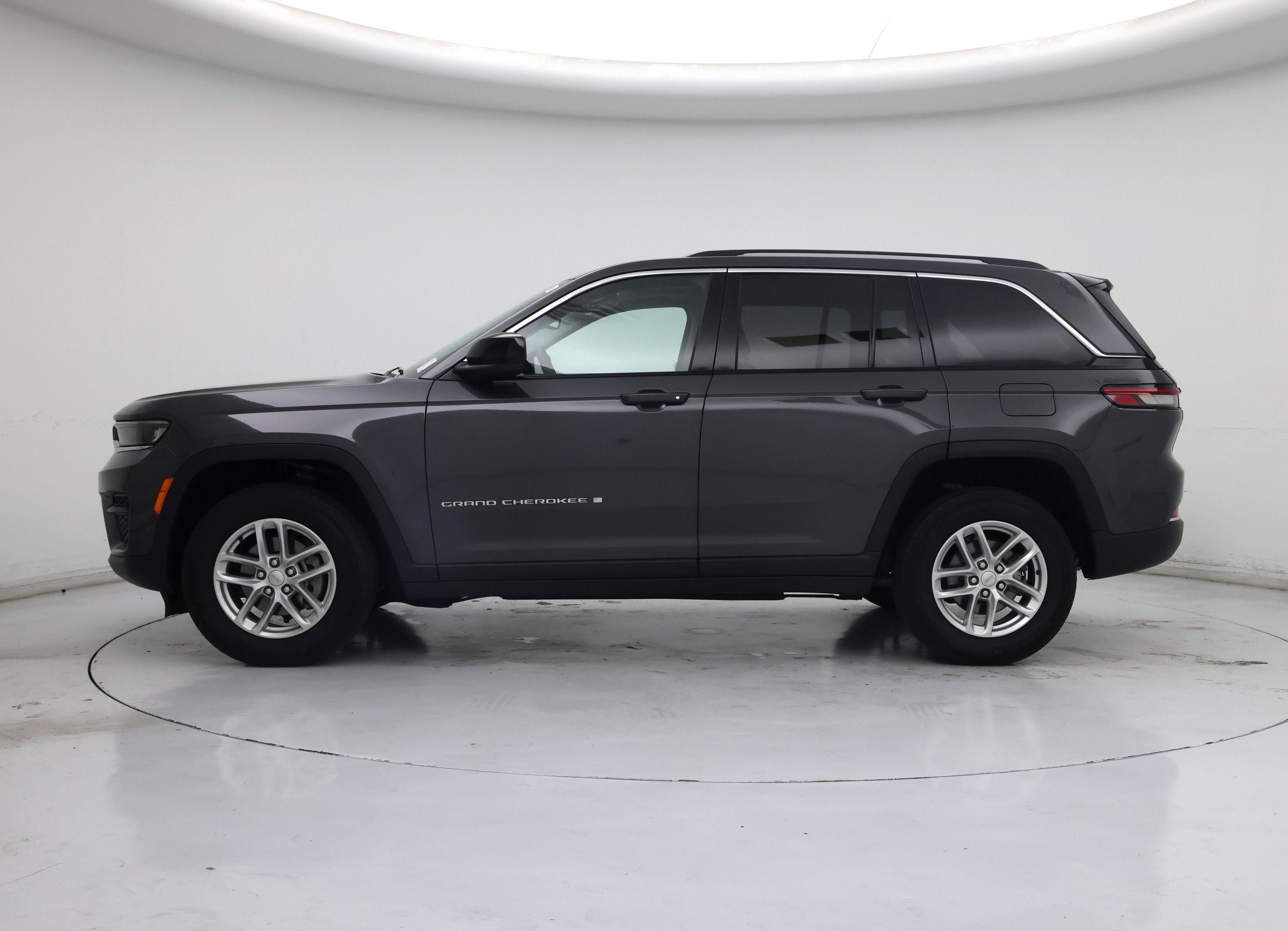 Thumbnail: 2024 Jeep Grand Cherokee - 3
