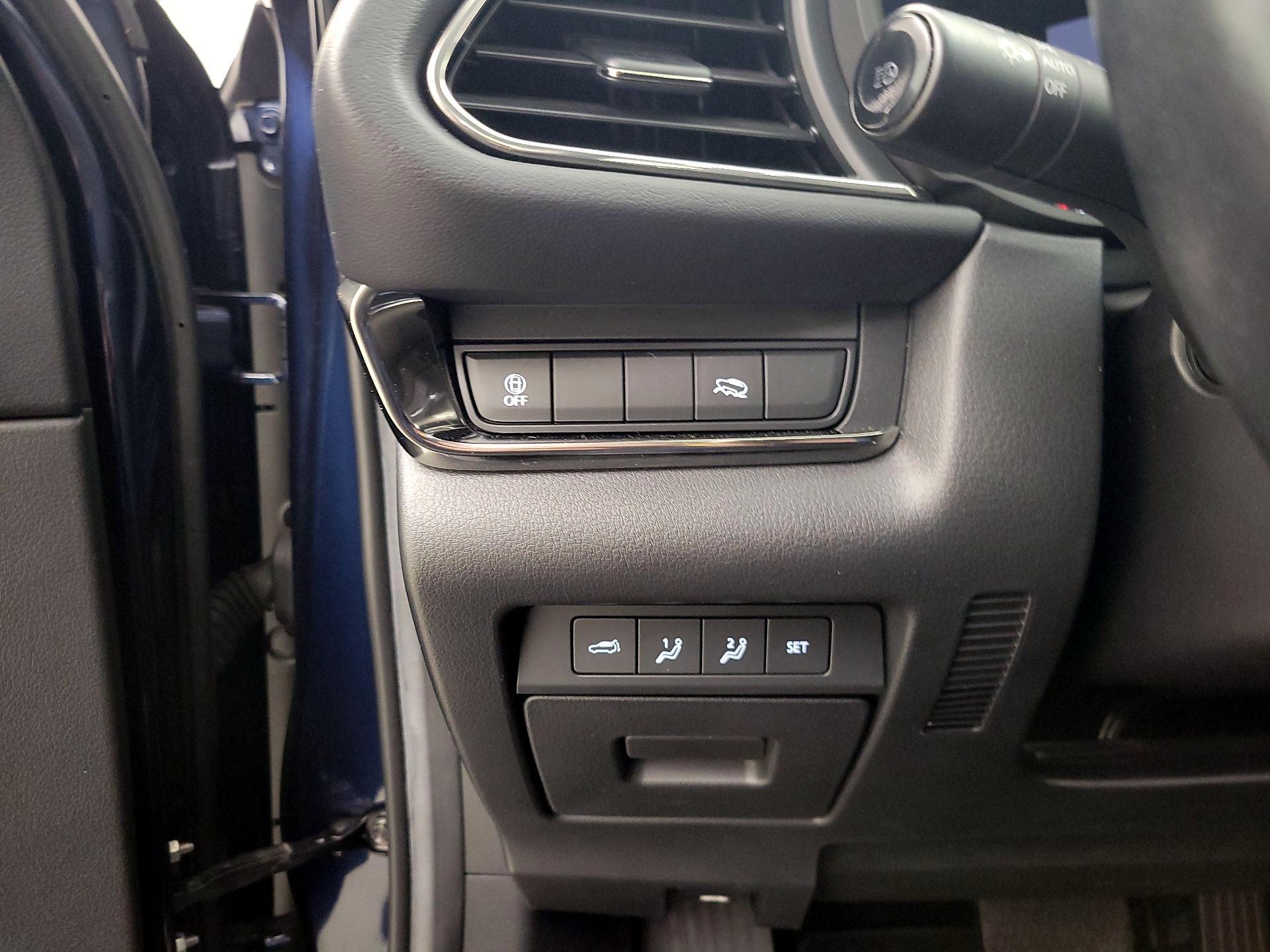 Thumbnail: 2023 Mazda CX-30 - 13