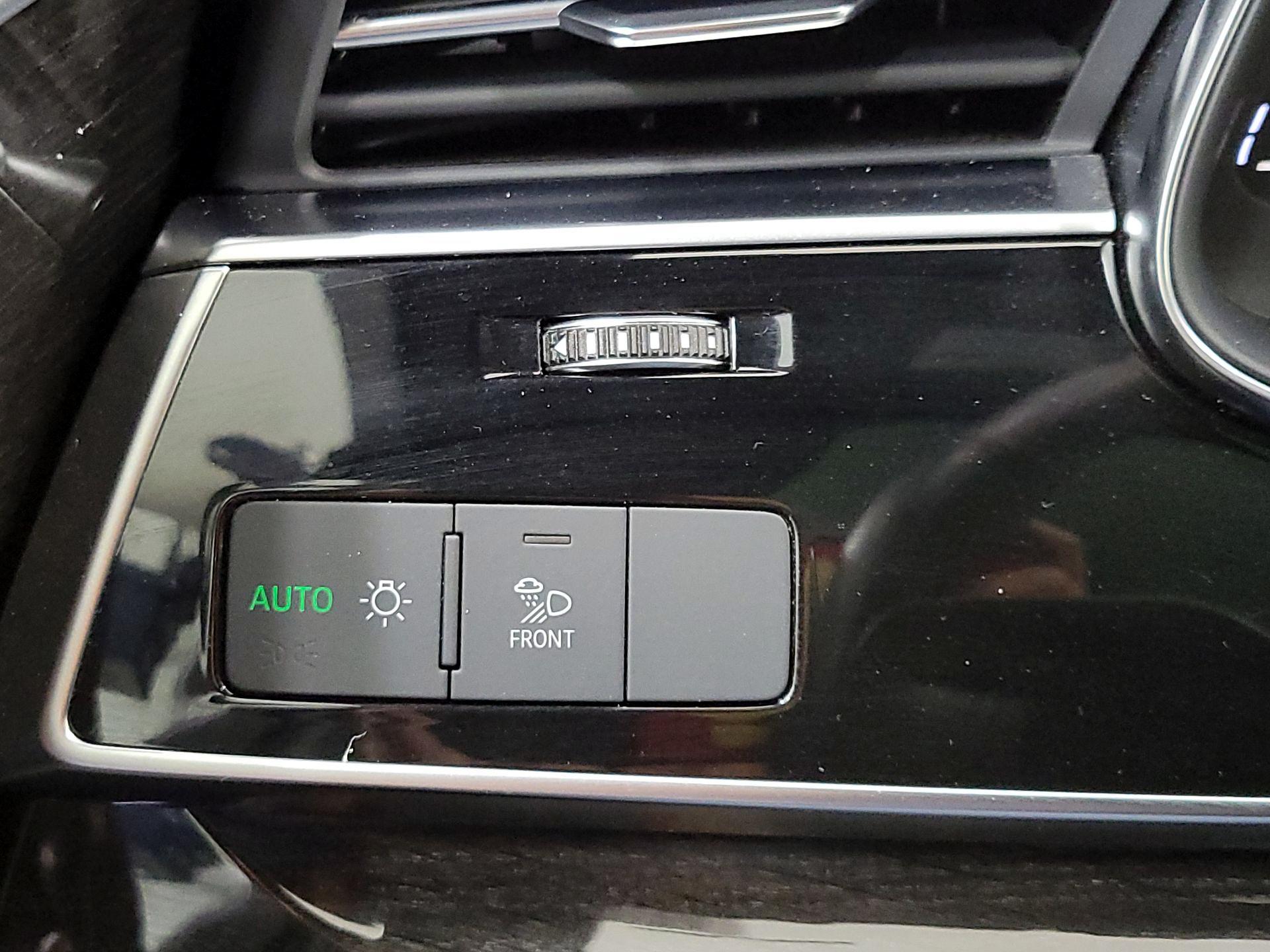 Thumbnail: 2025 Audi Q7 - 13