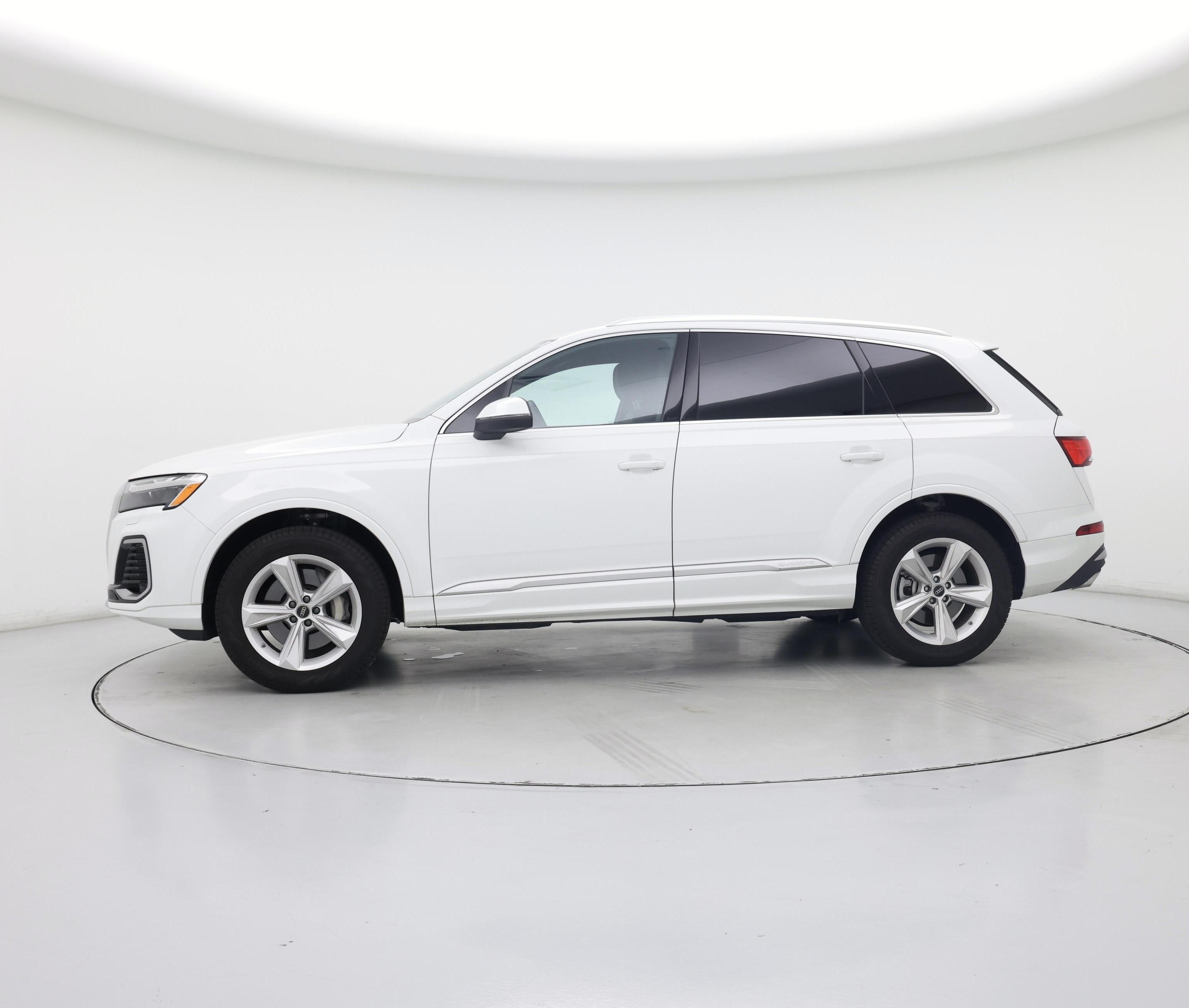 Thumbnail: 2025 Audi Q7 - 3