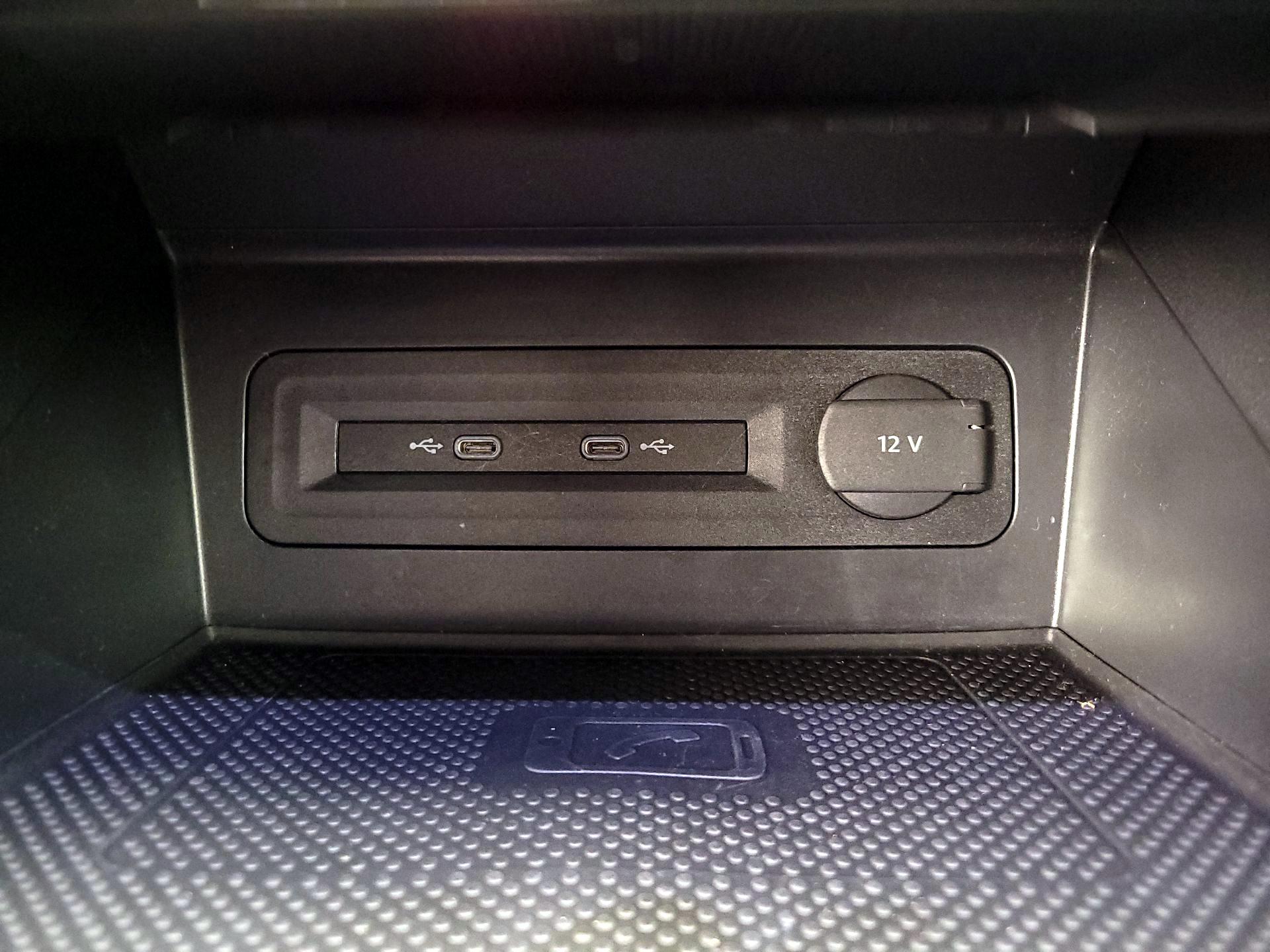 Thumbnail: 2023 Volkswagen Atlas - 18