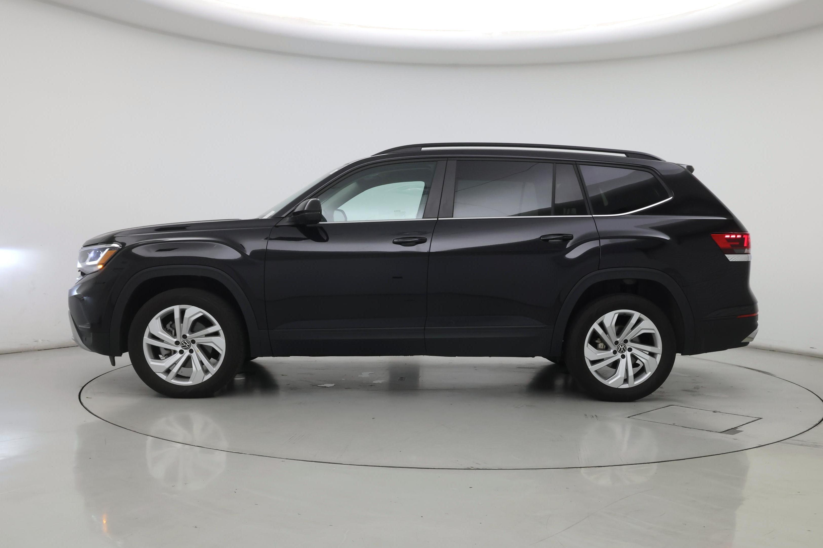 Thumbnail: 2023 Volkswagen Atlas - 3