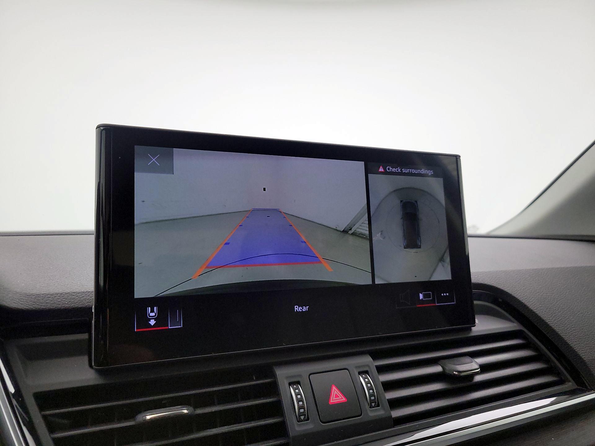 Thumbnail: 2022 Audi Q5 - 15