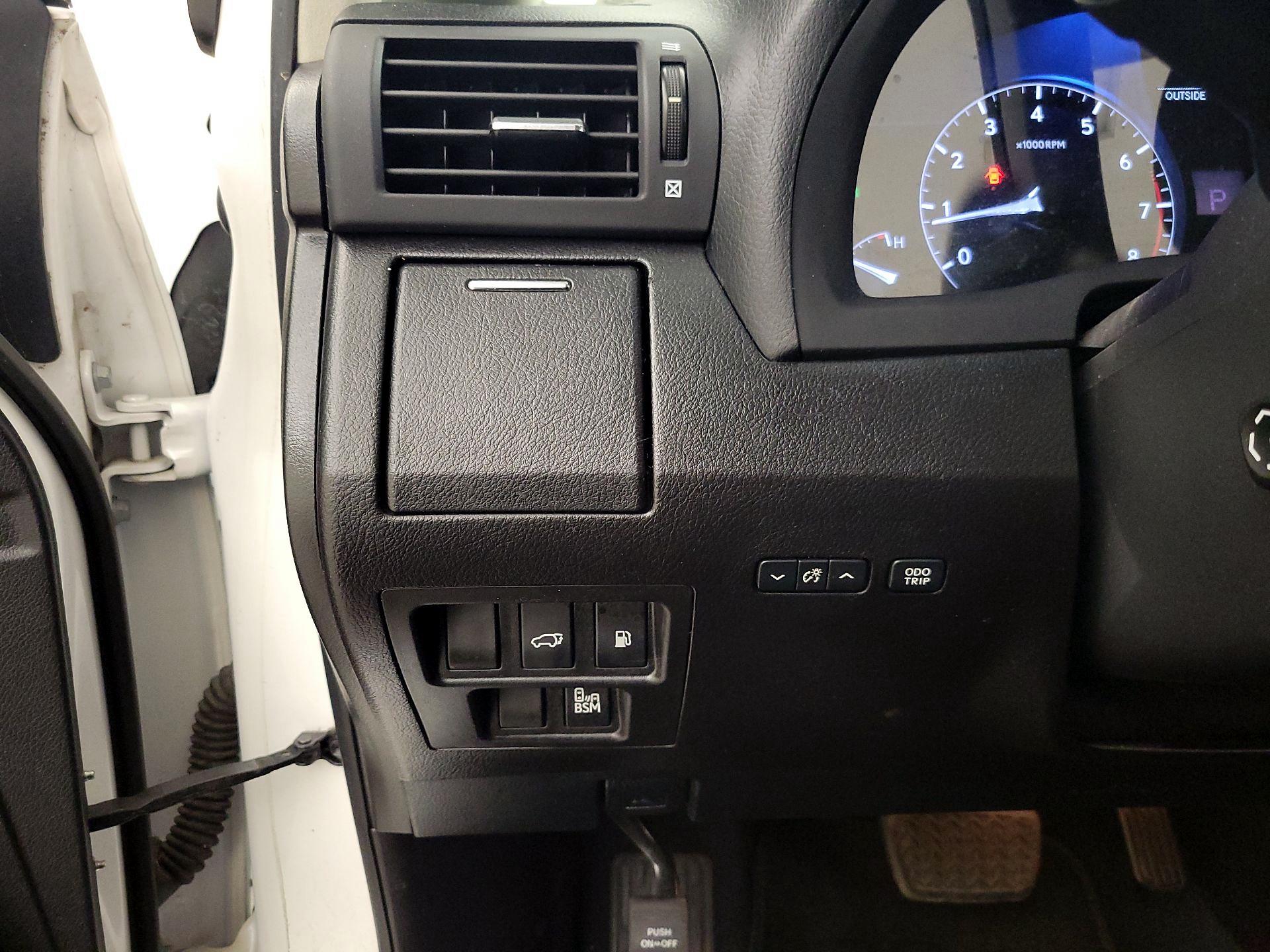 Thumbnail: 2015 Lexus RX - 13