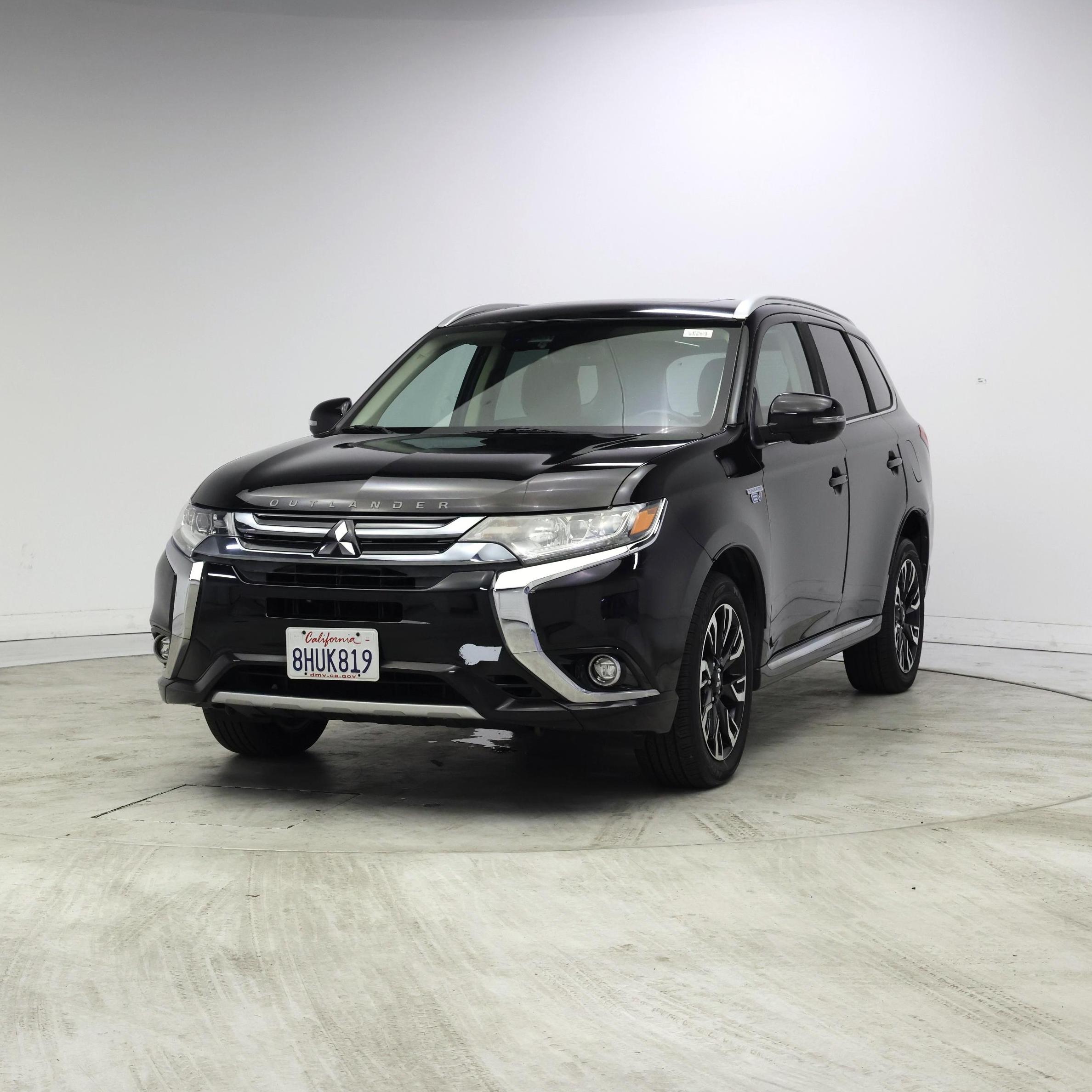Thumbnail: 2018 Mitsubishi Outlander - 4