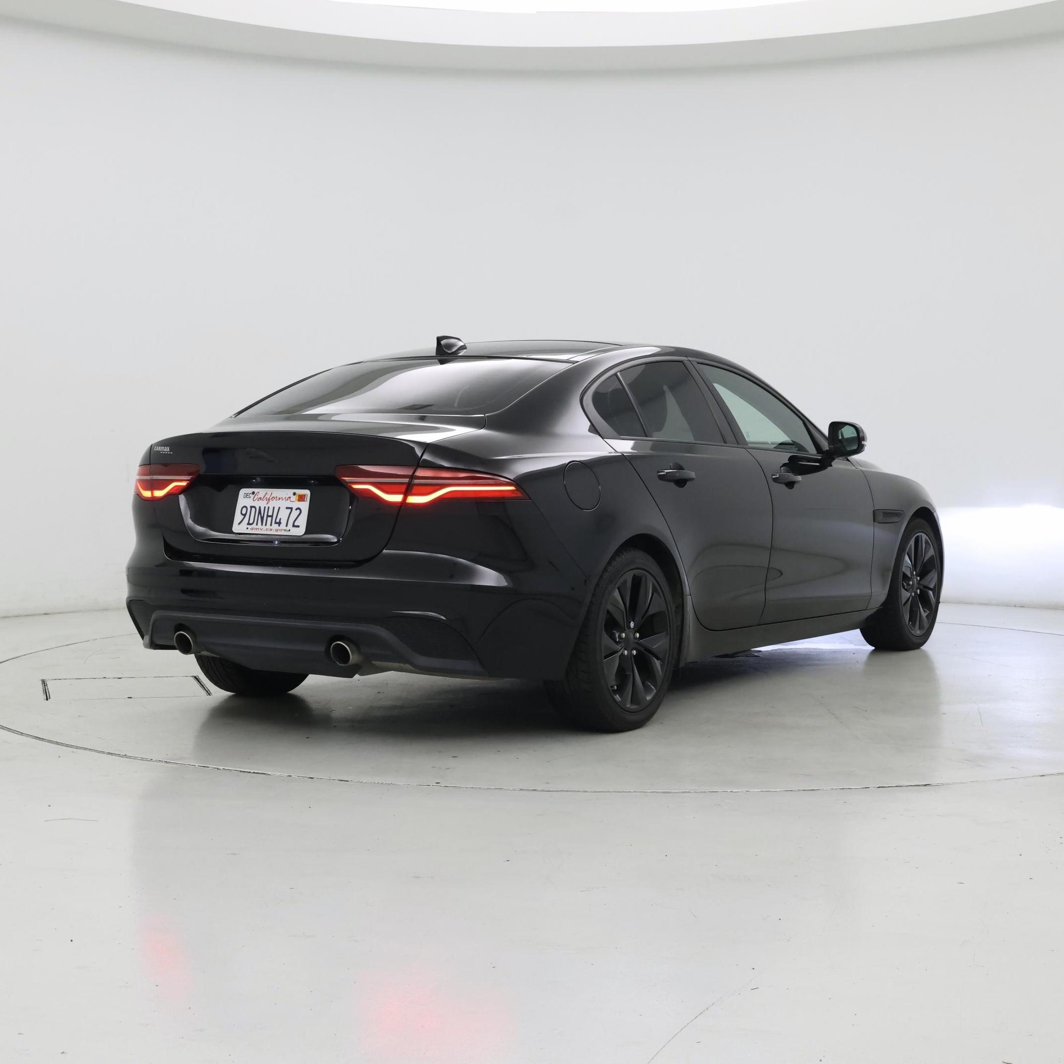 Thumbnail: 2020 Jaguar XE - 8