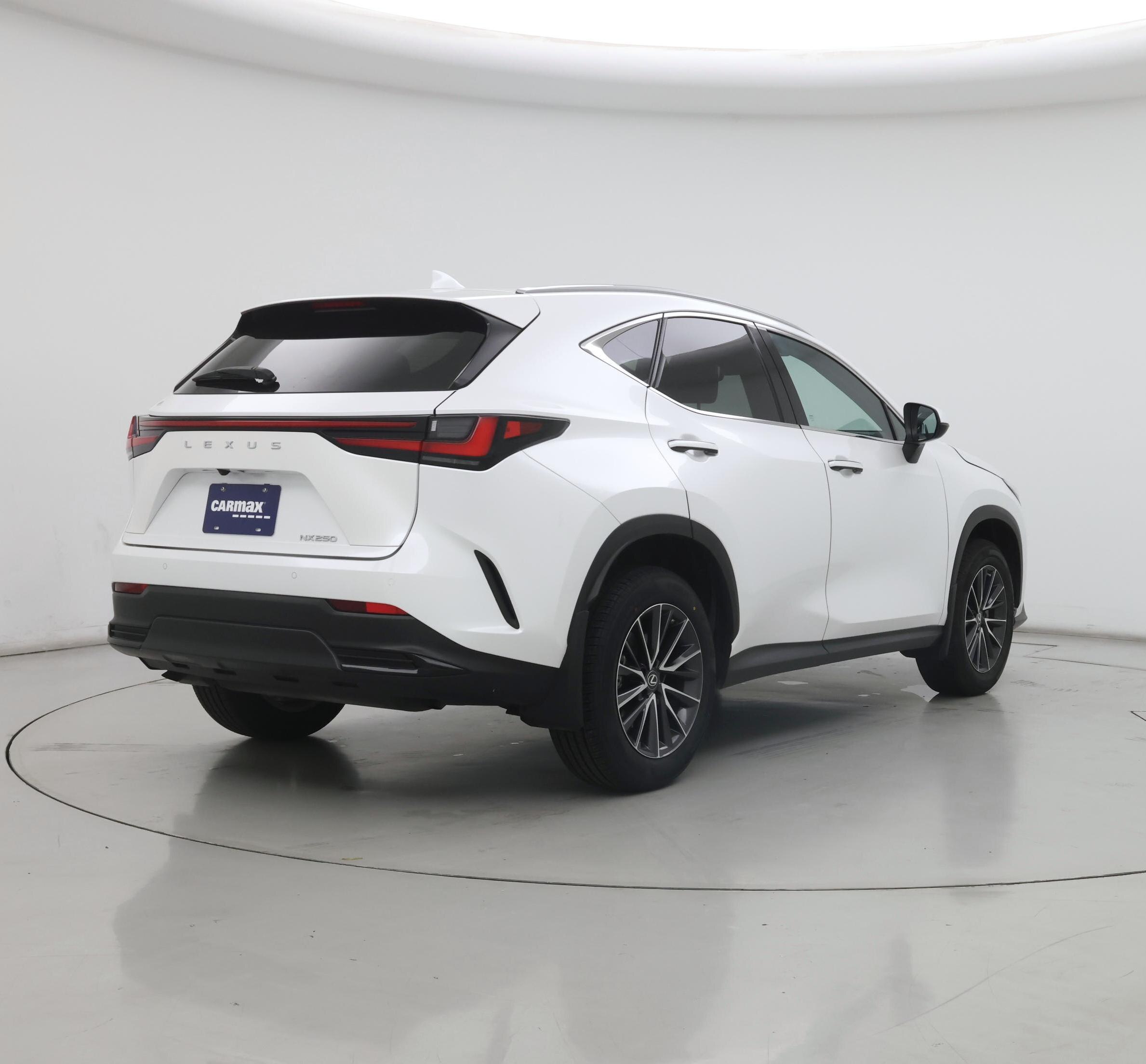 Thumbnail: 2022 Lexus NX - 8