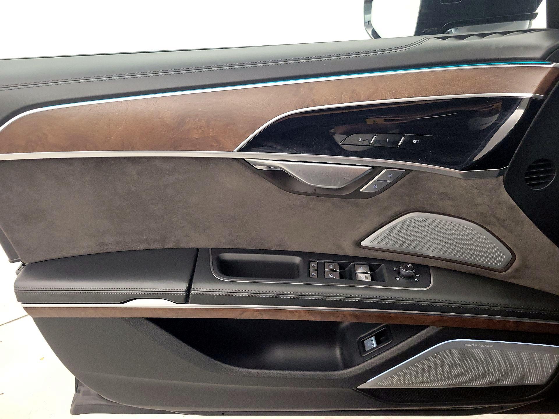 Thumbnail: 2021 Audi A8 - 12