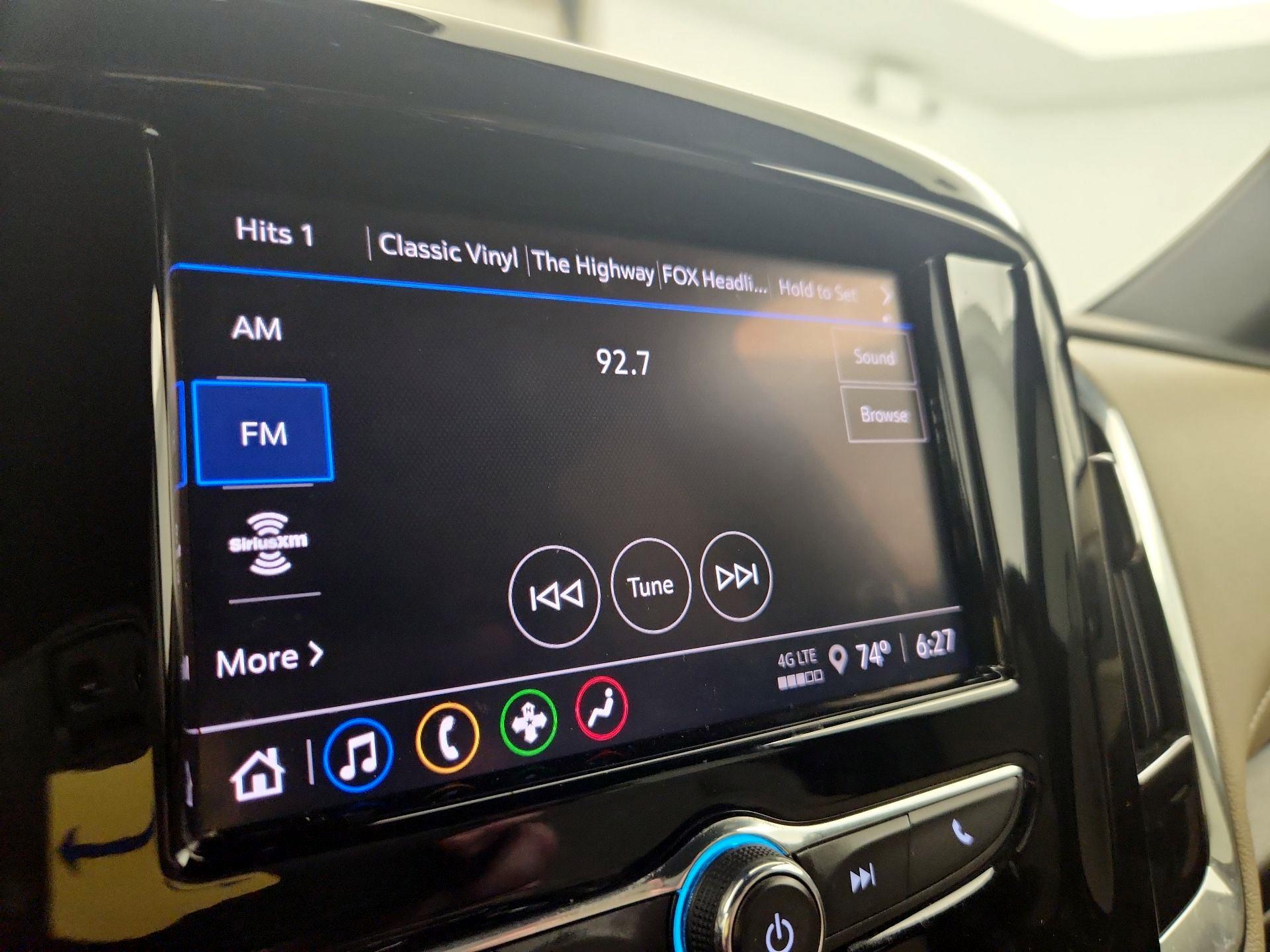 Thumbnail: 2023 Chevrolet Traverse - 15