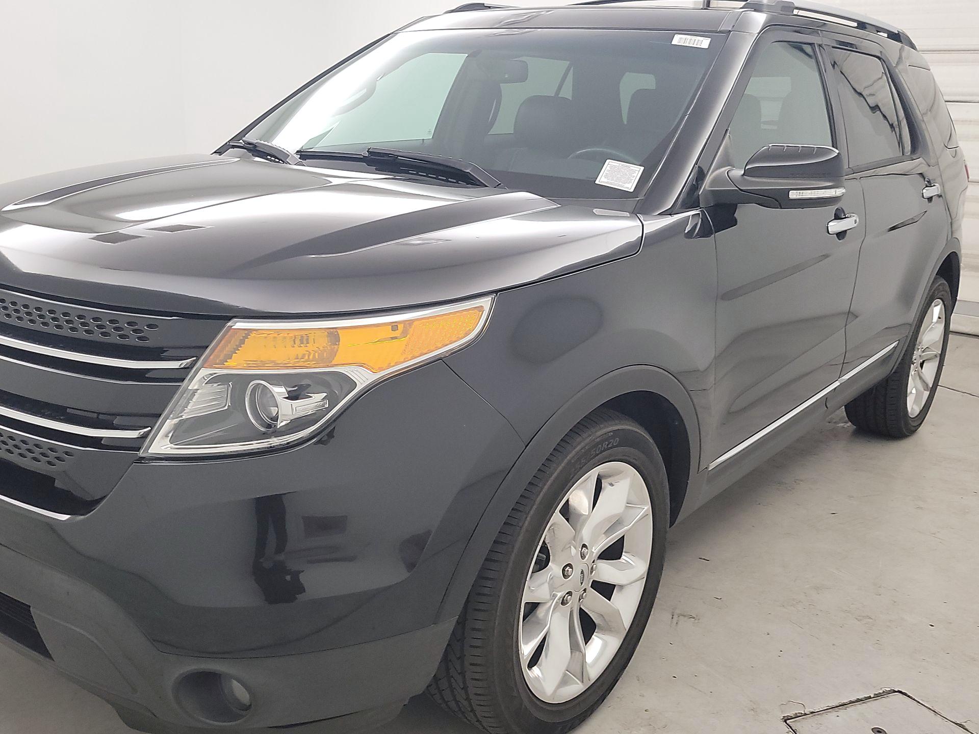 Thumbnail: 2015 Ford Explorer - 3