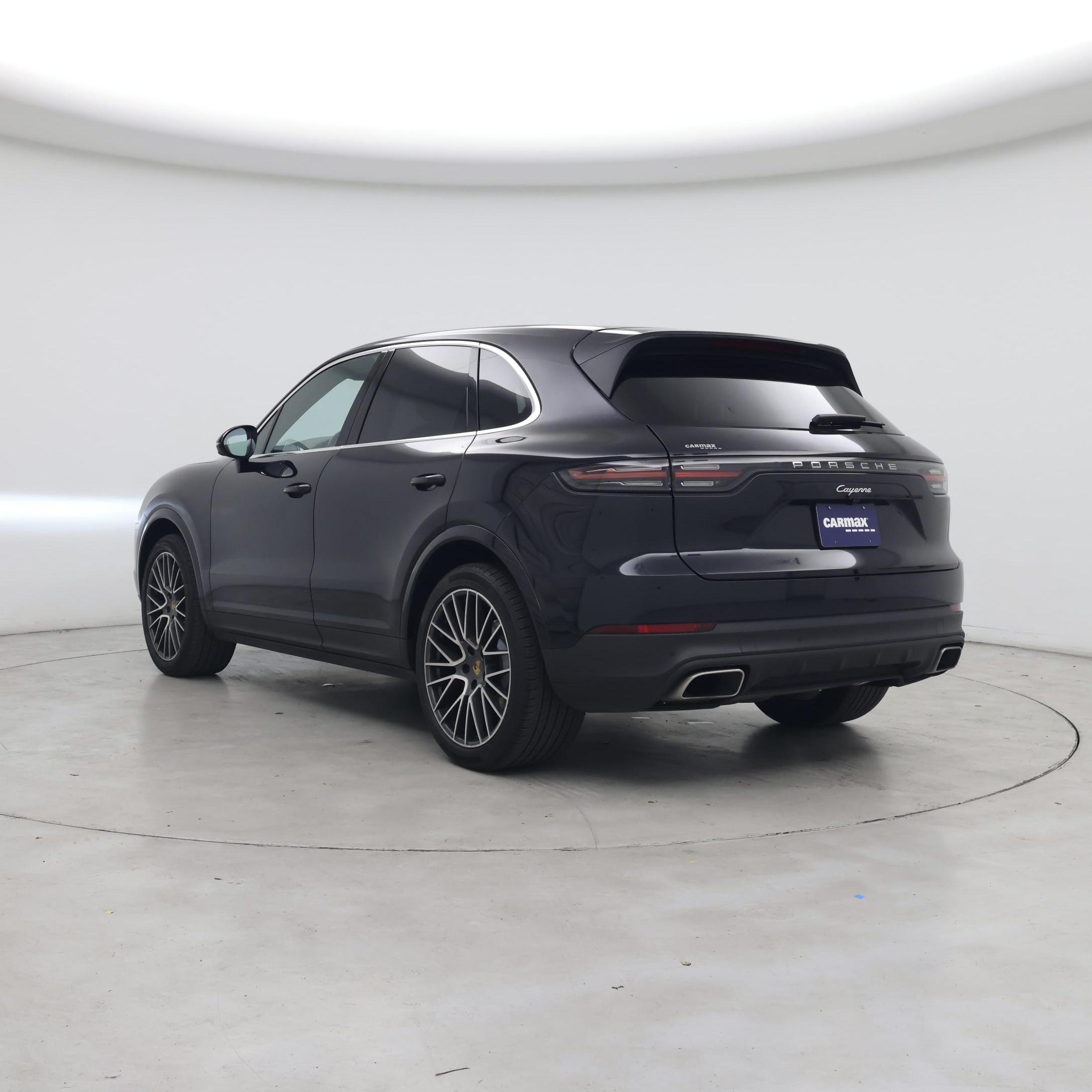 Thumbnail: 2022 Porsche Cayenne - 2