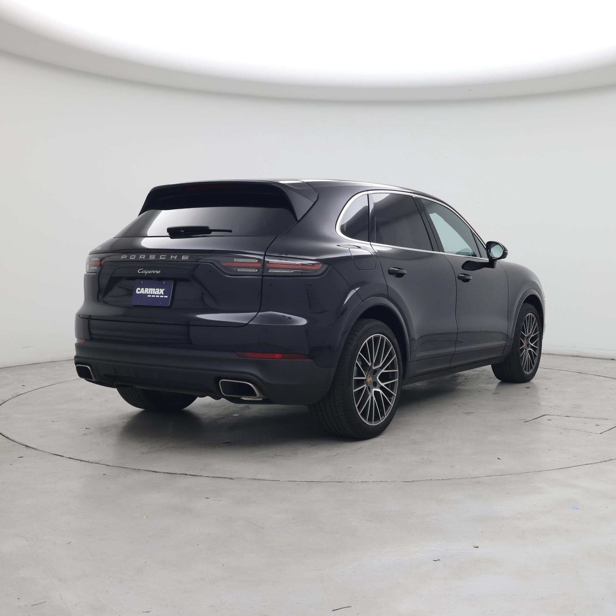 Thumbnail: 2022 Porsche Cayenne - 8