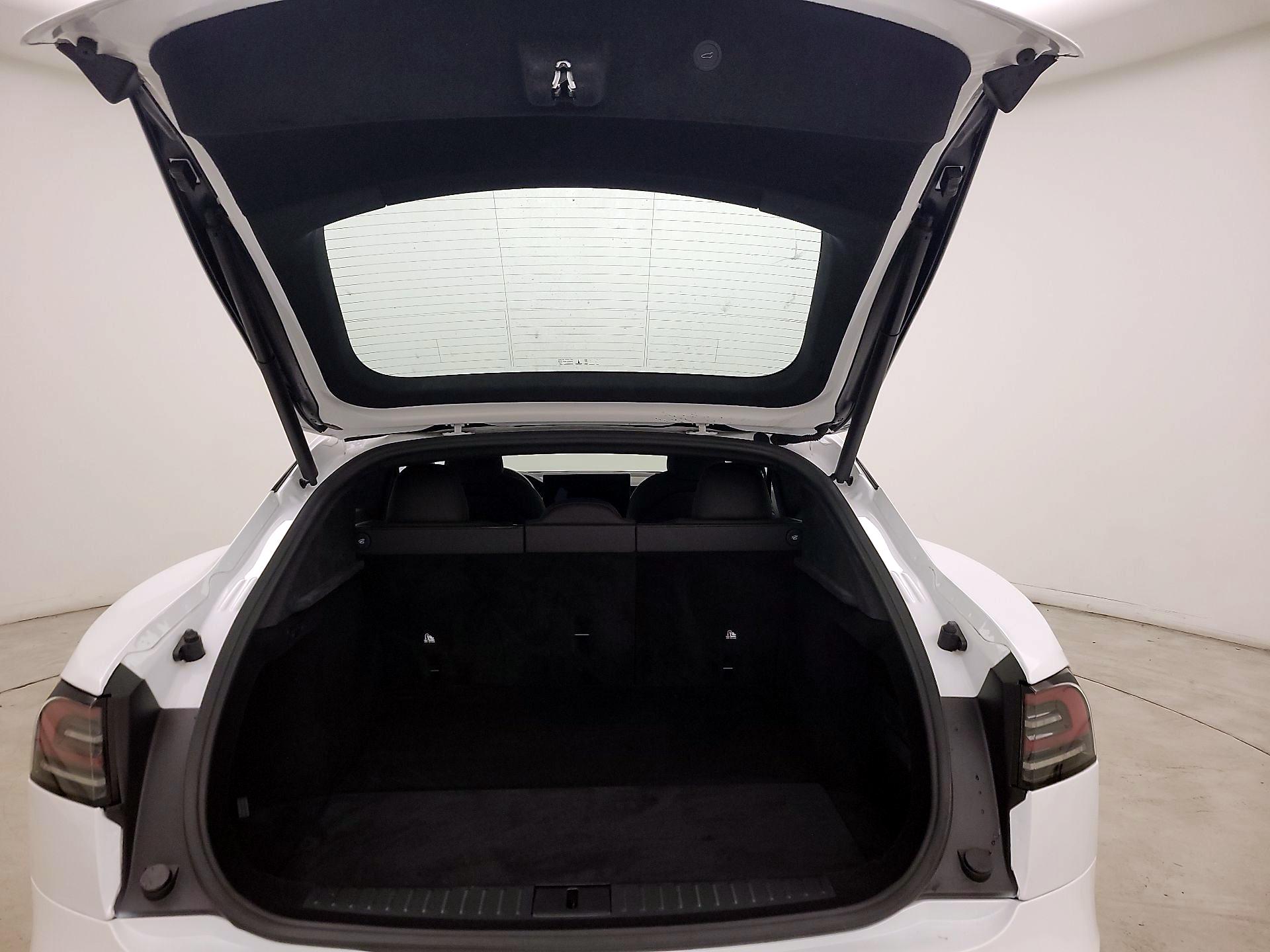 Thumbnail: 2024 Tesla Model S - 19