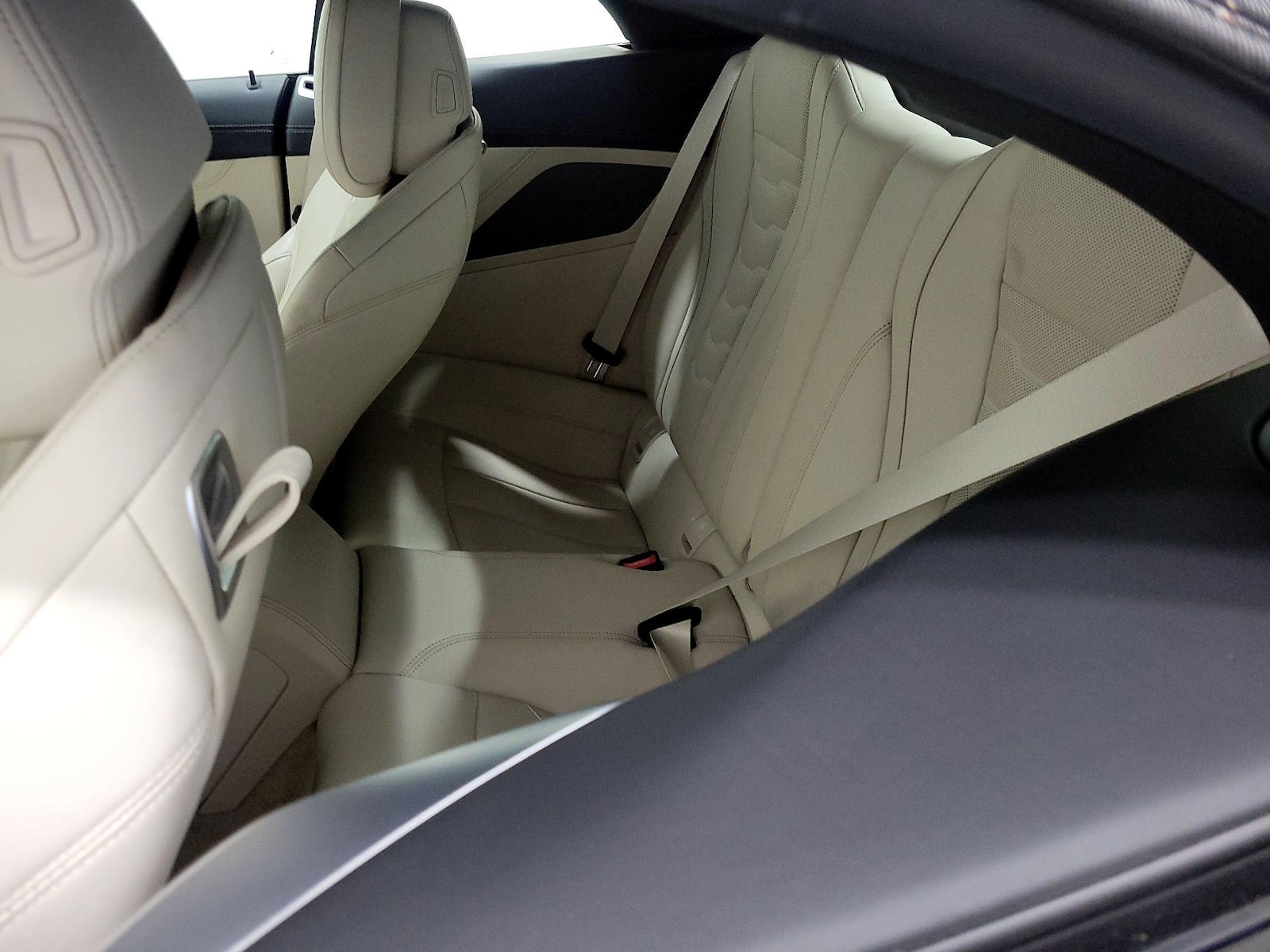 2024 BMW 8 Series 840i - Photo 21