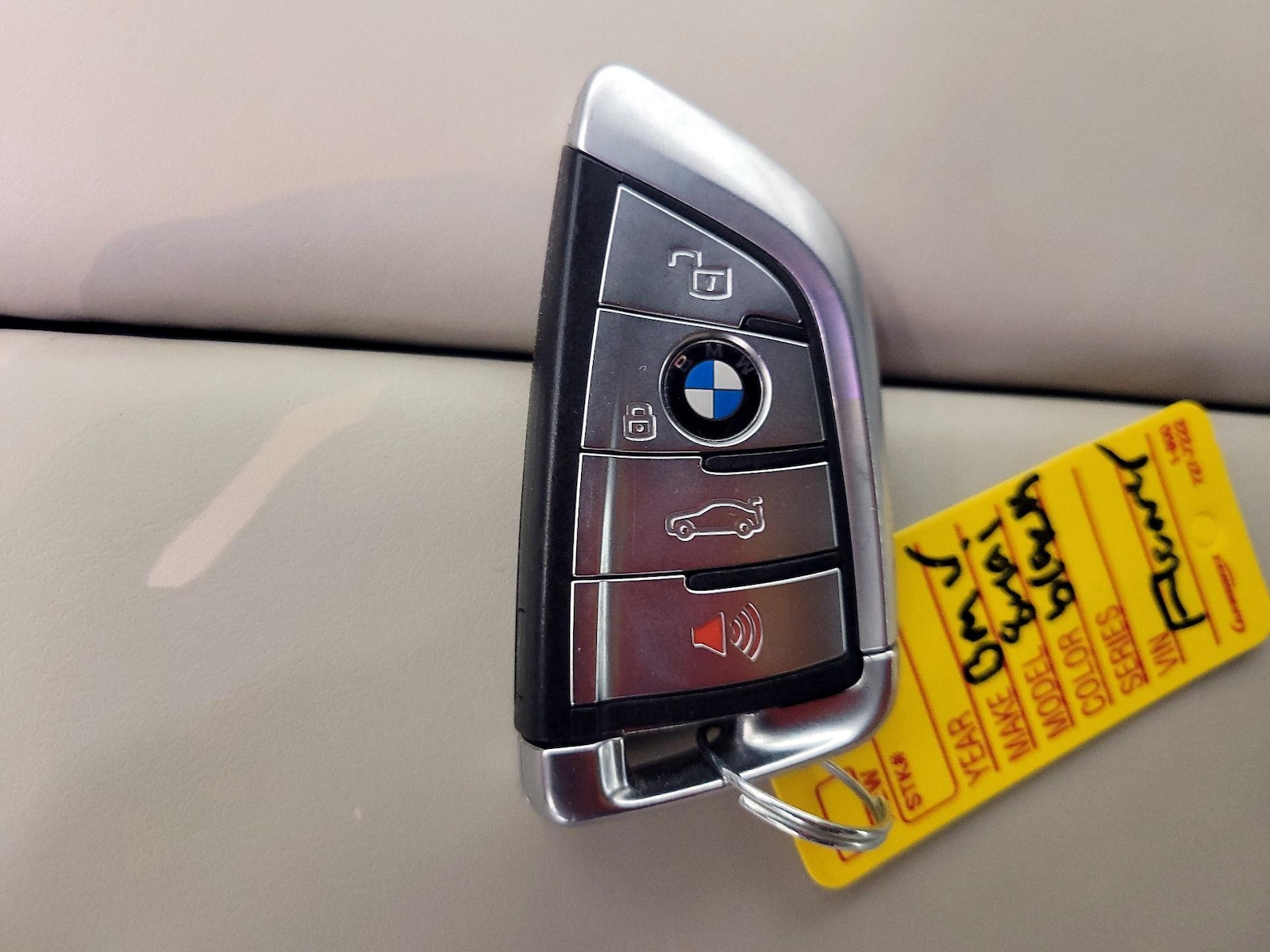 2024 BMW 8 Series 840i - Photo 24