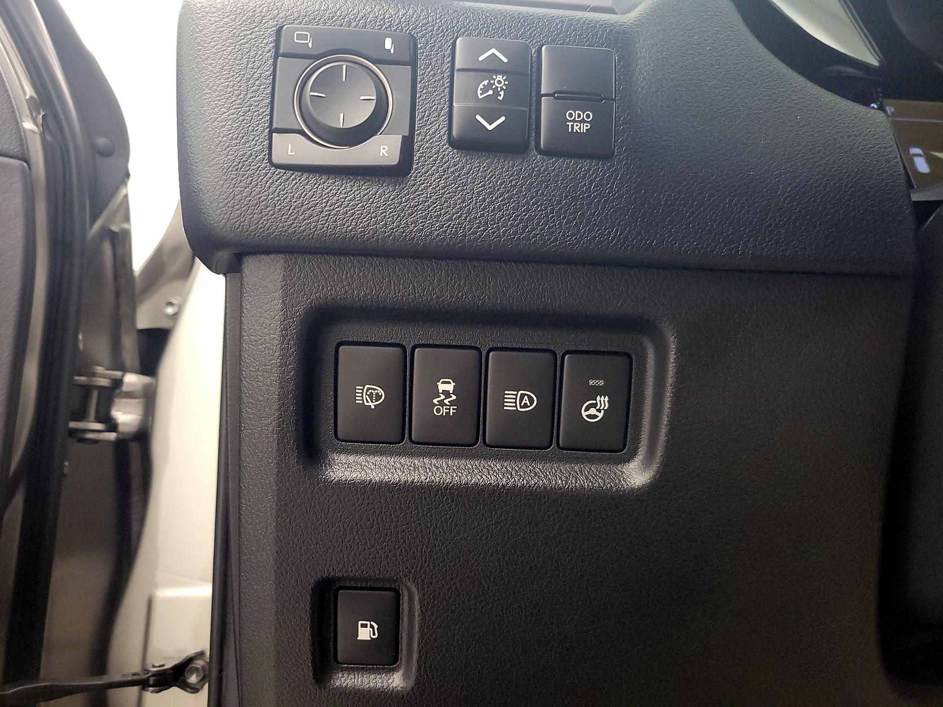 Thumbnail: 2022 Lexus GX - 13