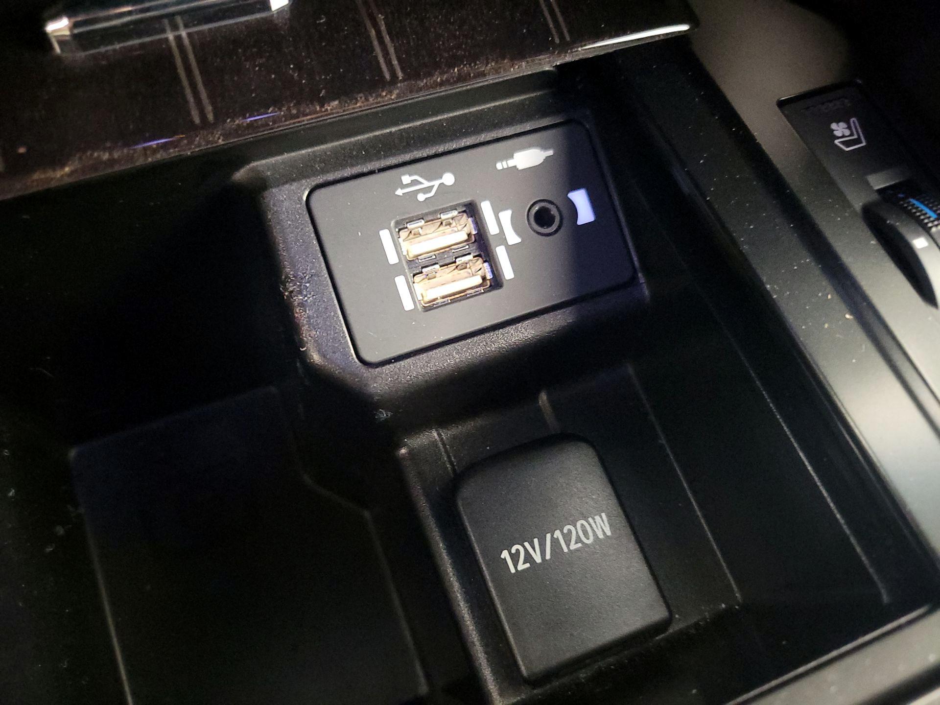 Thumbnail: 2022 Lexus GX - 19