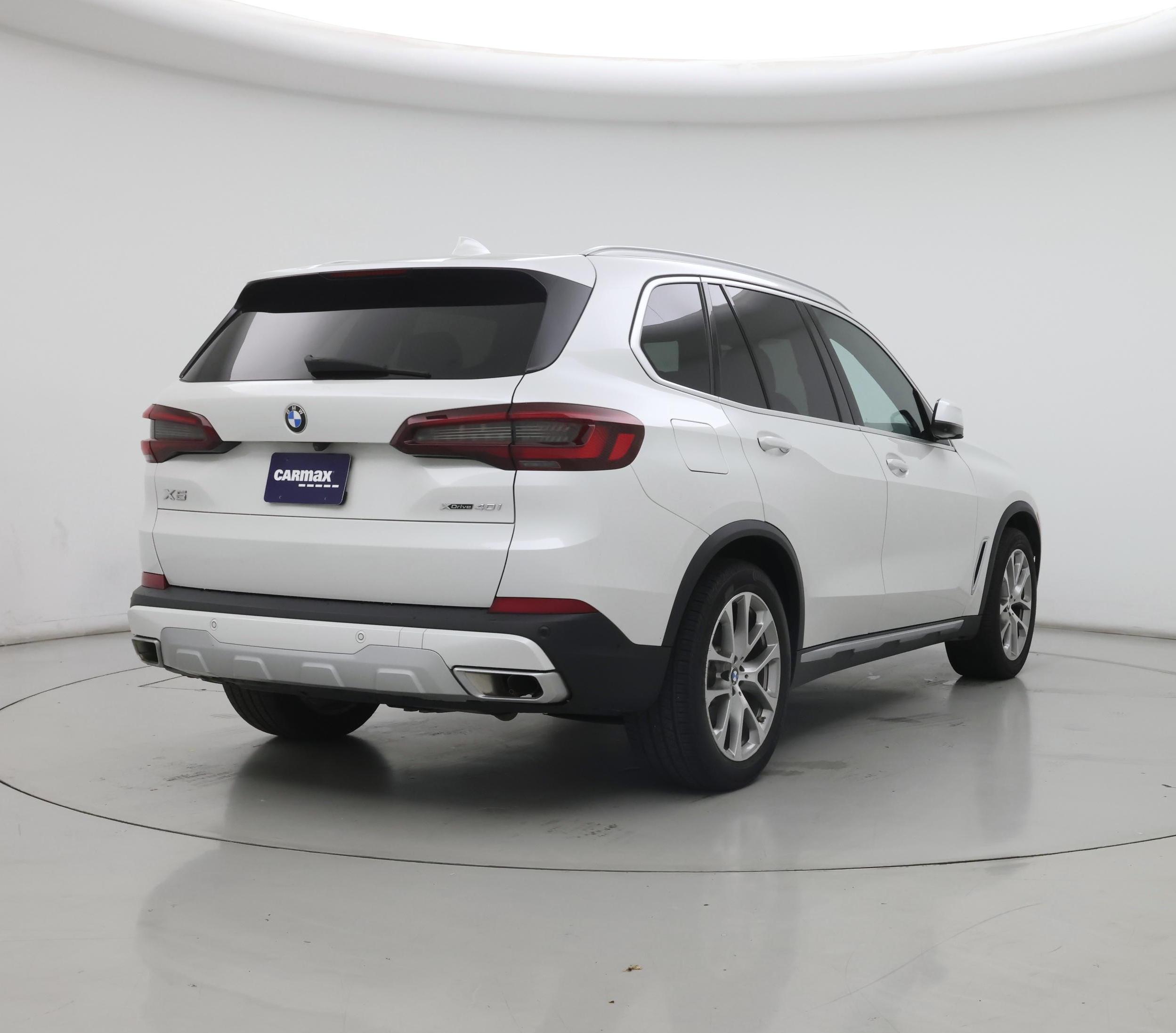 Thumbnail: 2023 BMW X5 - 8