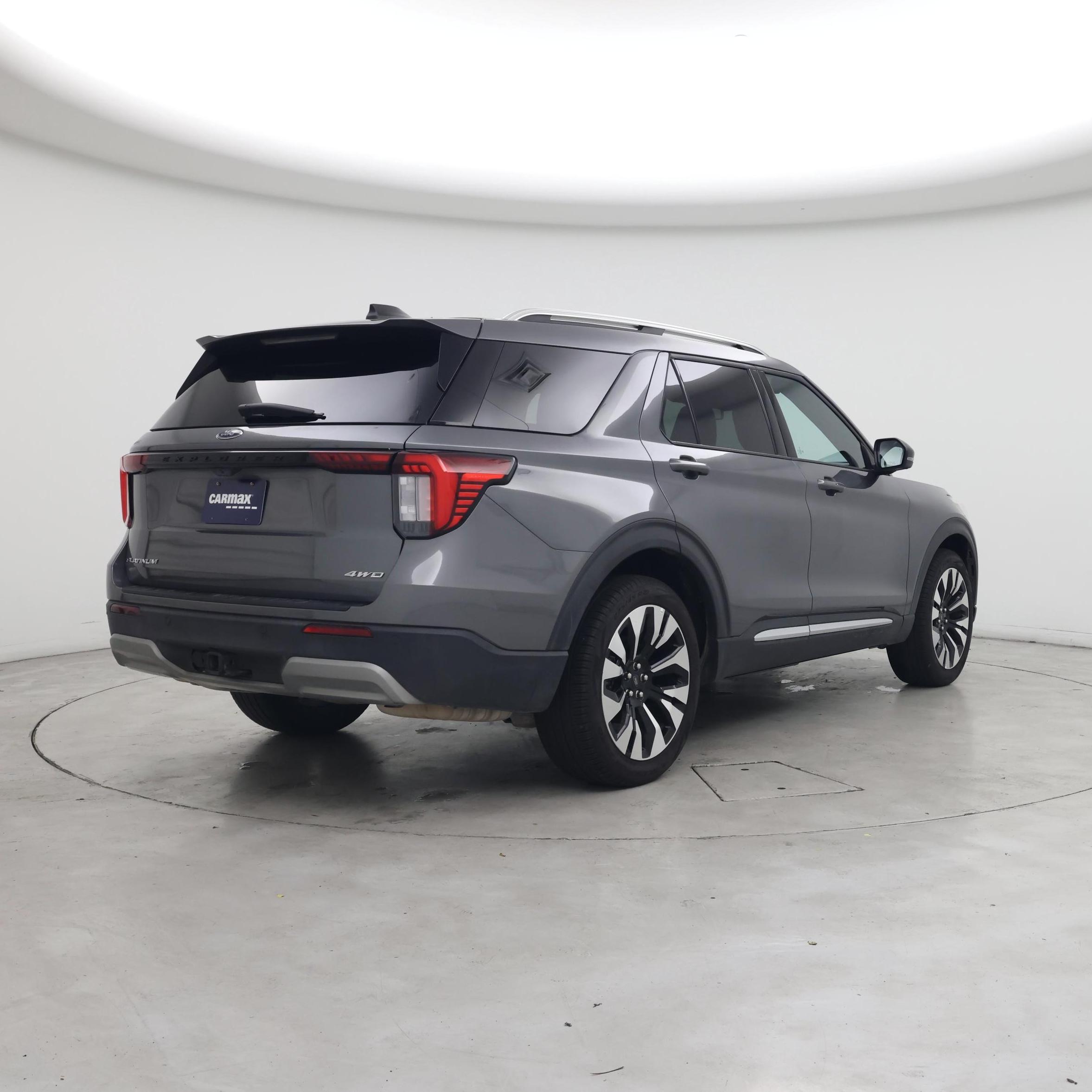 Thumbnail: 2025 Ford Explorer - 8