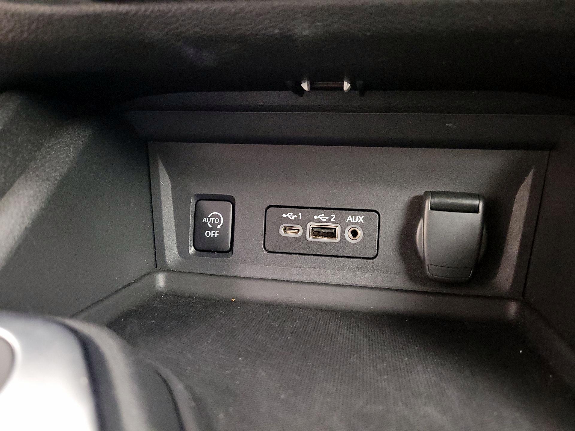 Thumbnail: 2024 Nissan Sentra - 18