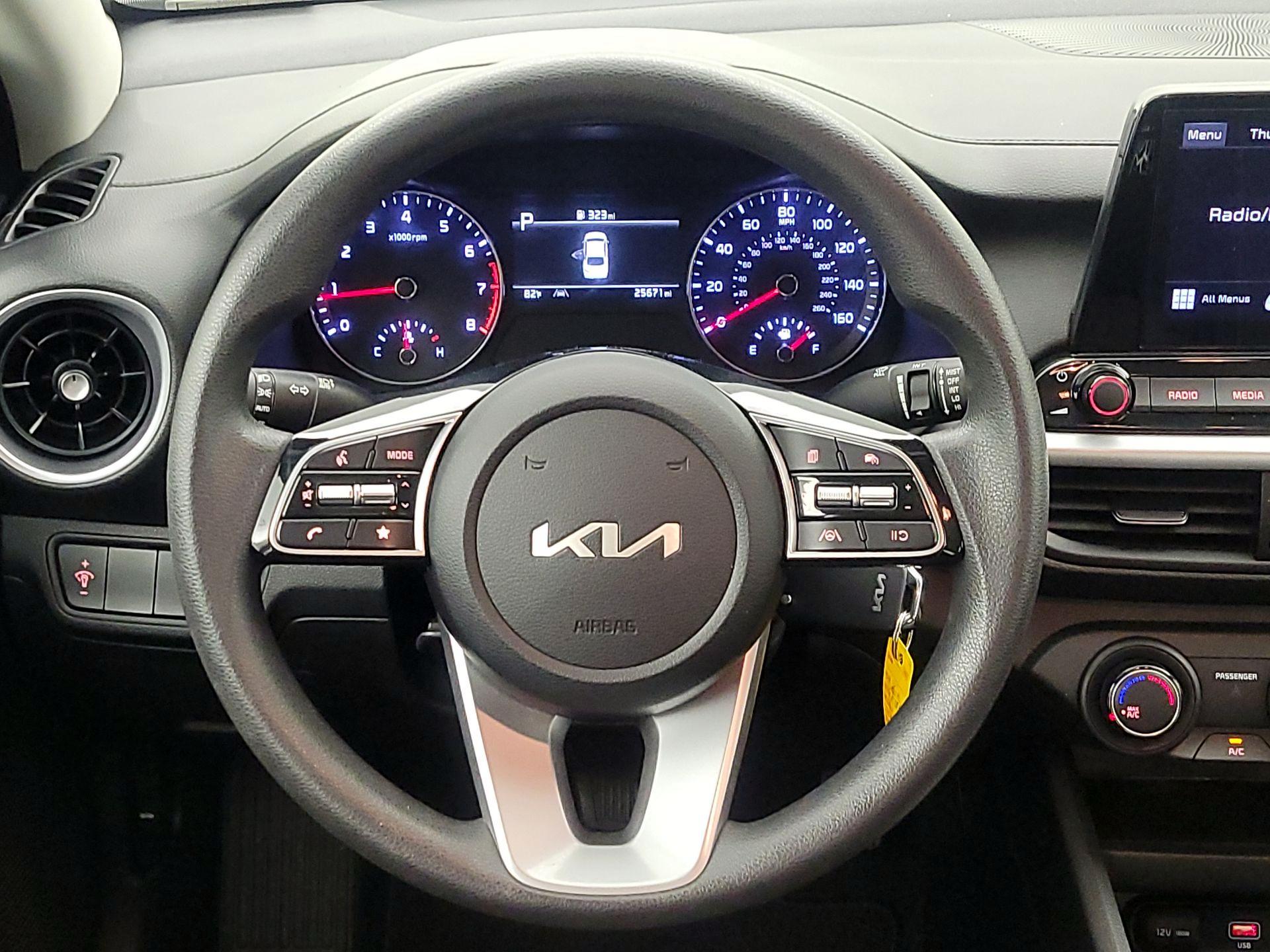 Thumbnail: 2024 Kia Forte - 10