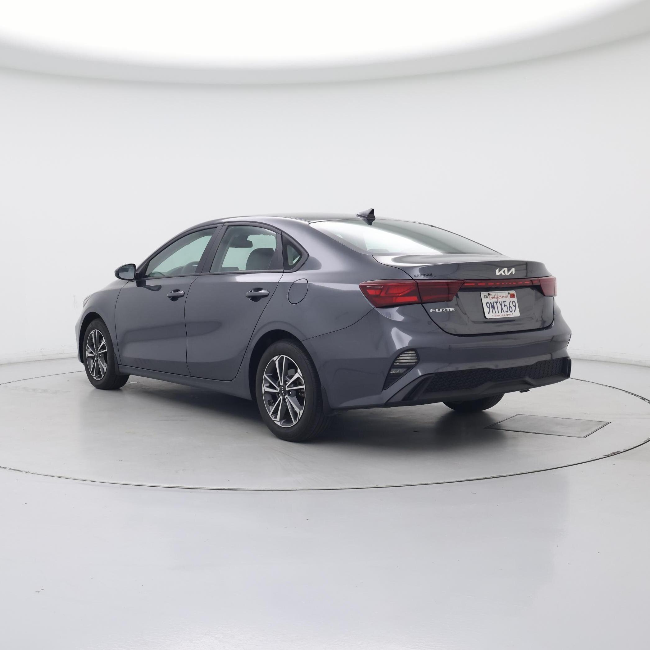 Thumbnail: 2024 Kia Forte - 2