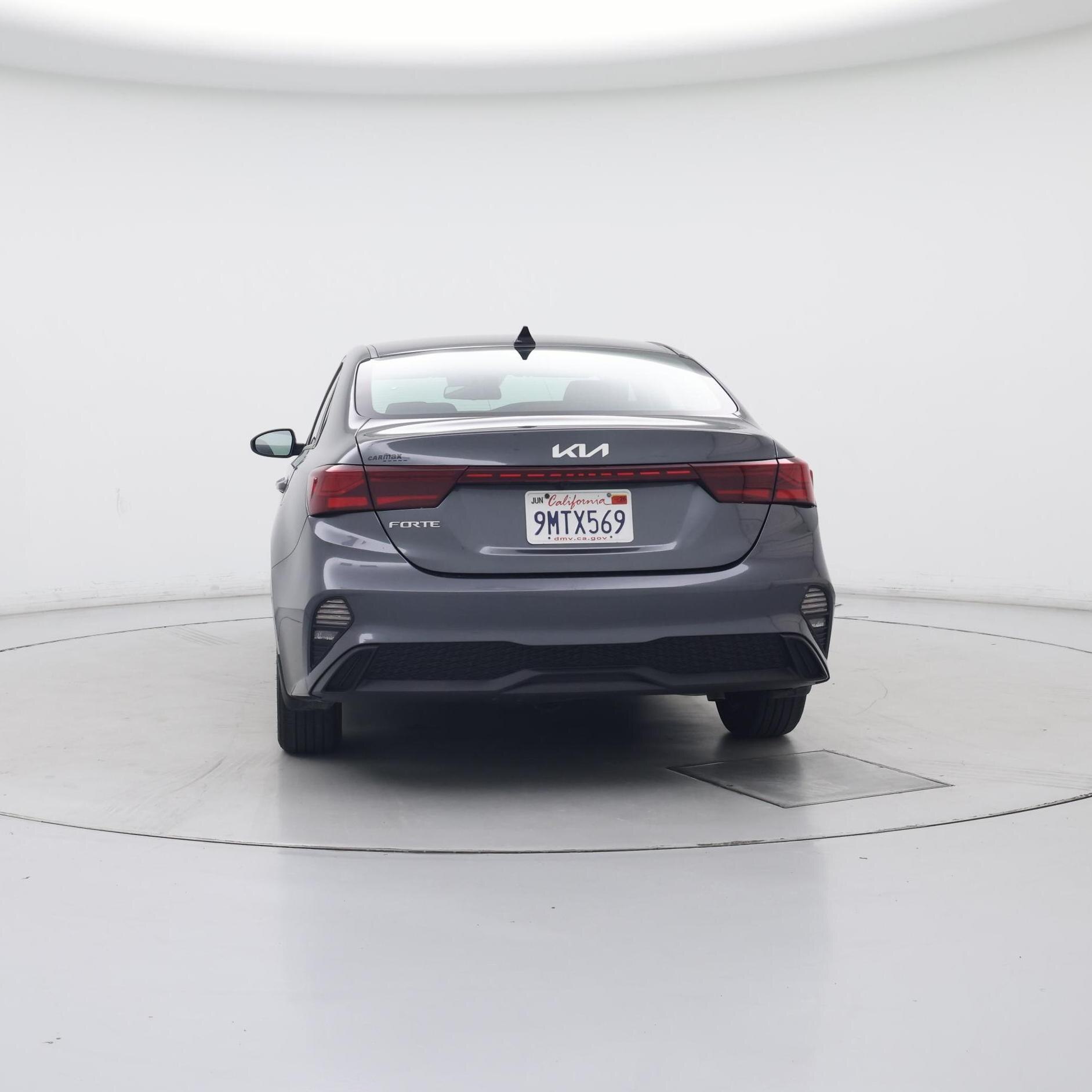 Thumbnail: 2024 Kia Forte - 6