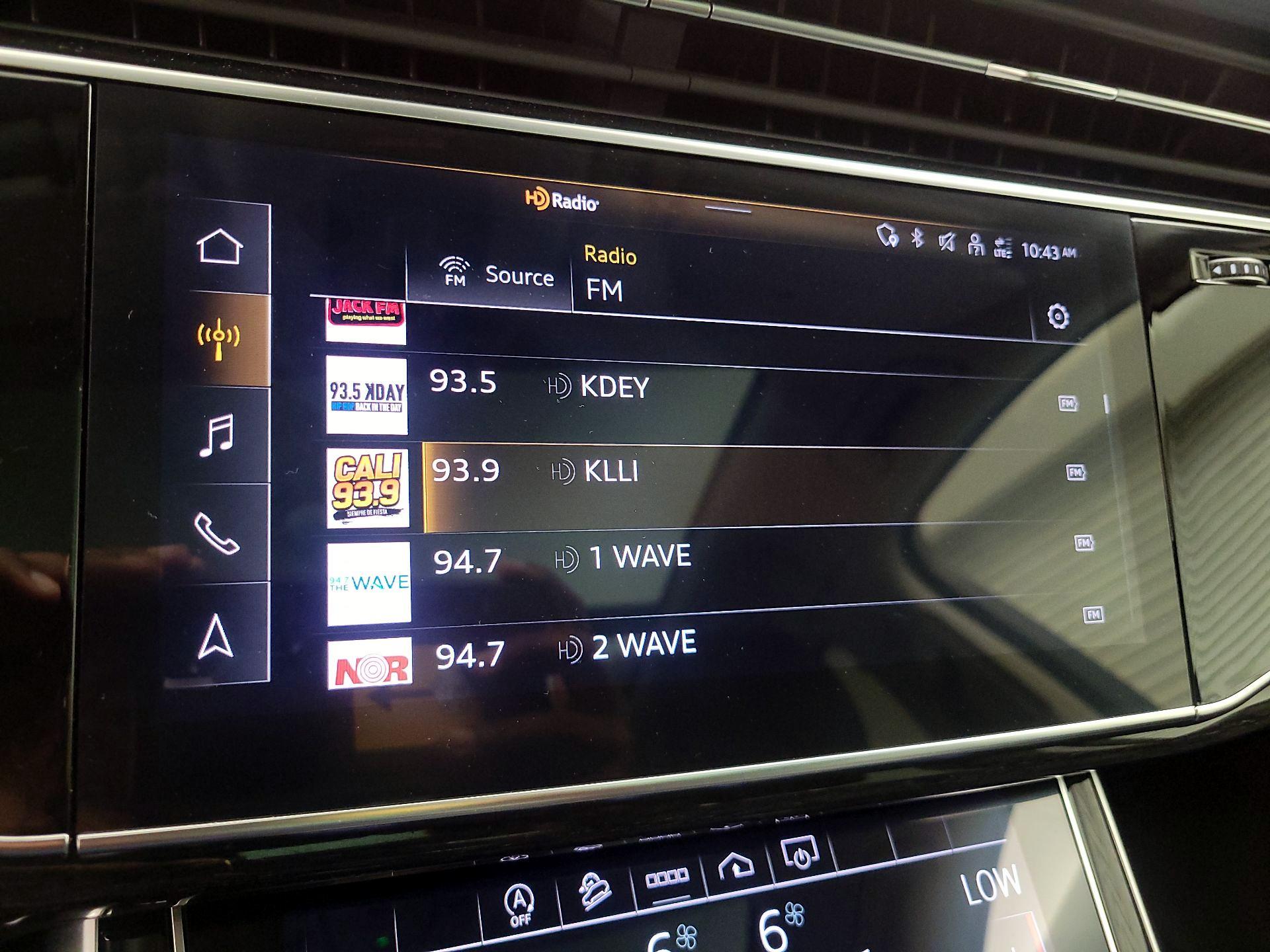 Thumbnail: 2023 Audi Q7 - 15