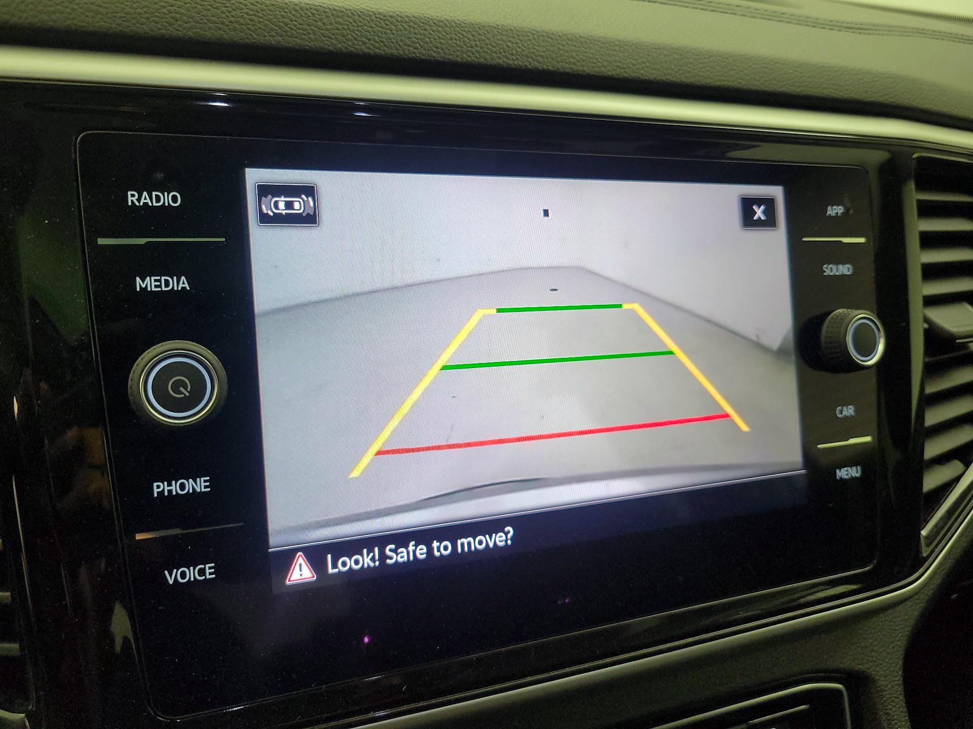 Thumbnail: 2023 Volkswagen Atlas - 14