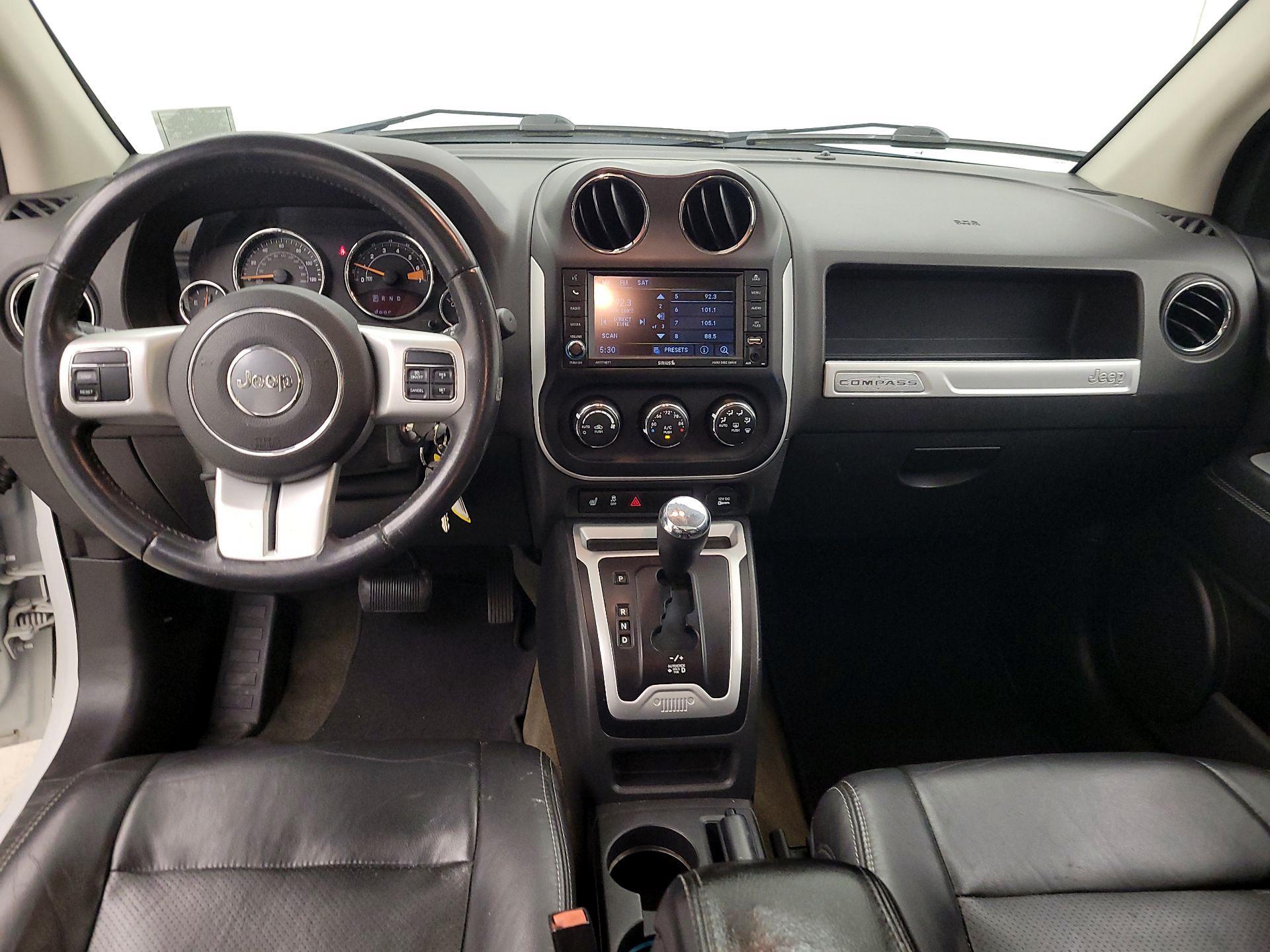 Thumbnail: 2016 Jeep Compass - 9