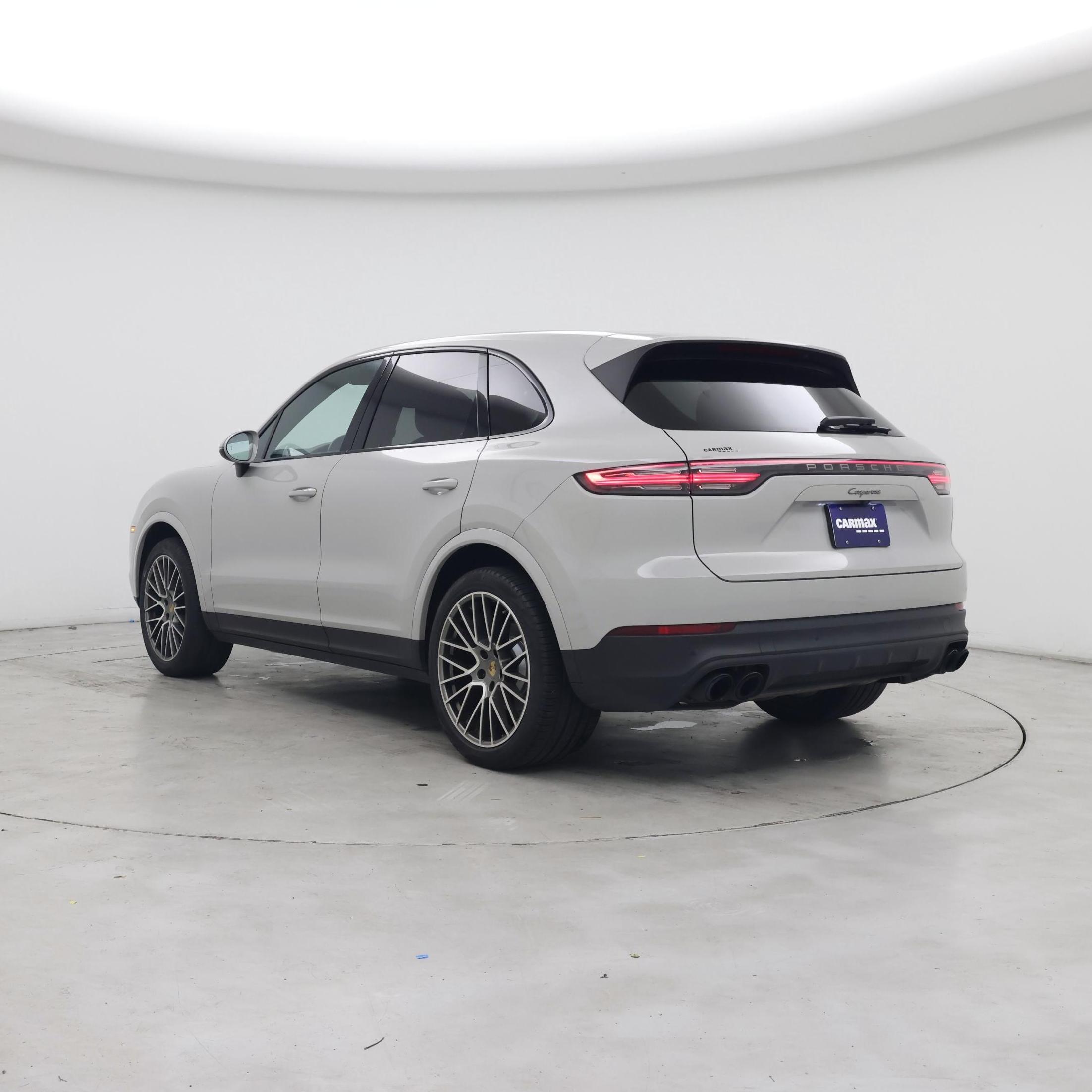 Thumbnail: 2022 Porsche Cayenne - 2