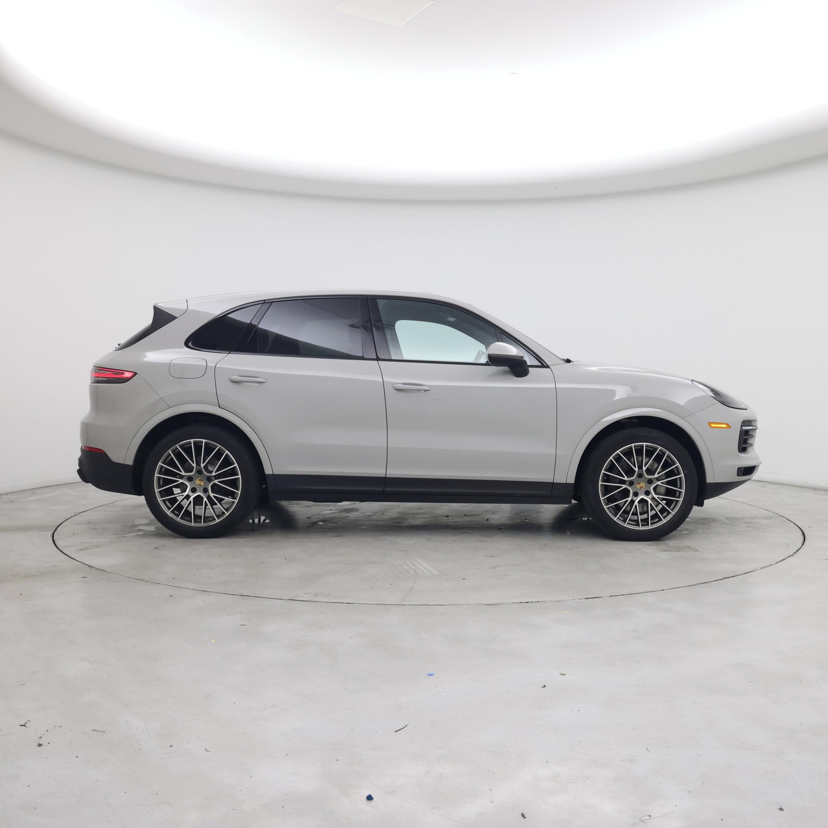 Thumbnail: 2022 Porsche Cayenne - 7