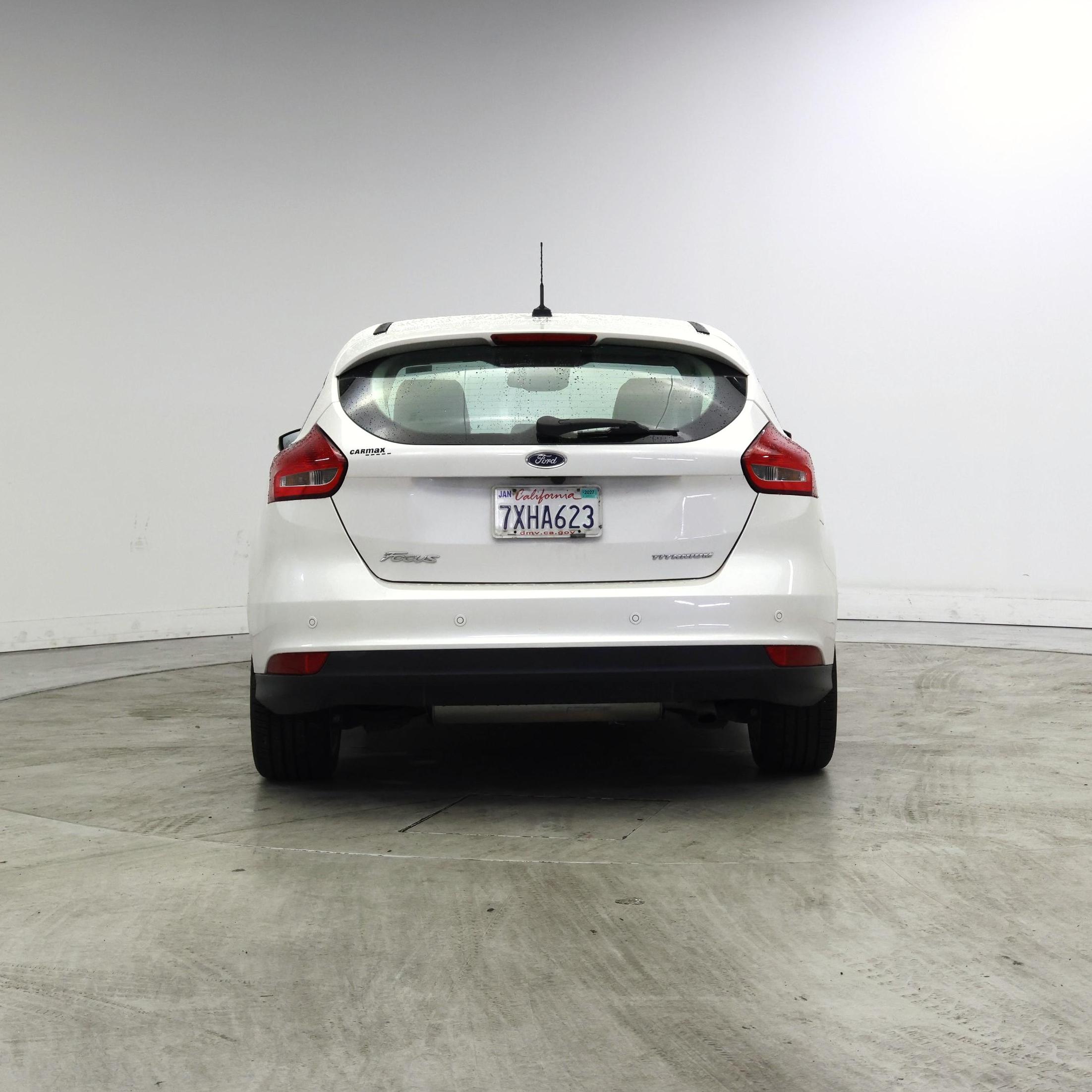 Thumbnail: 2016 Ford Focus - 6