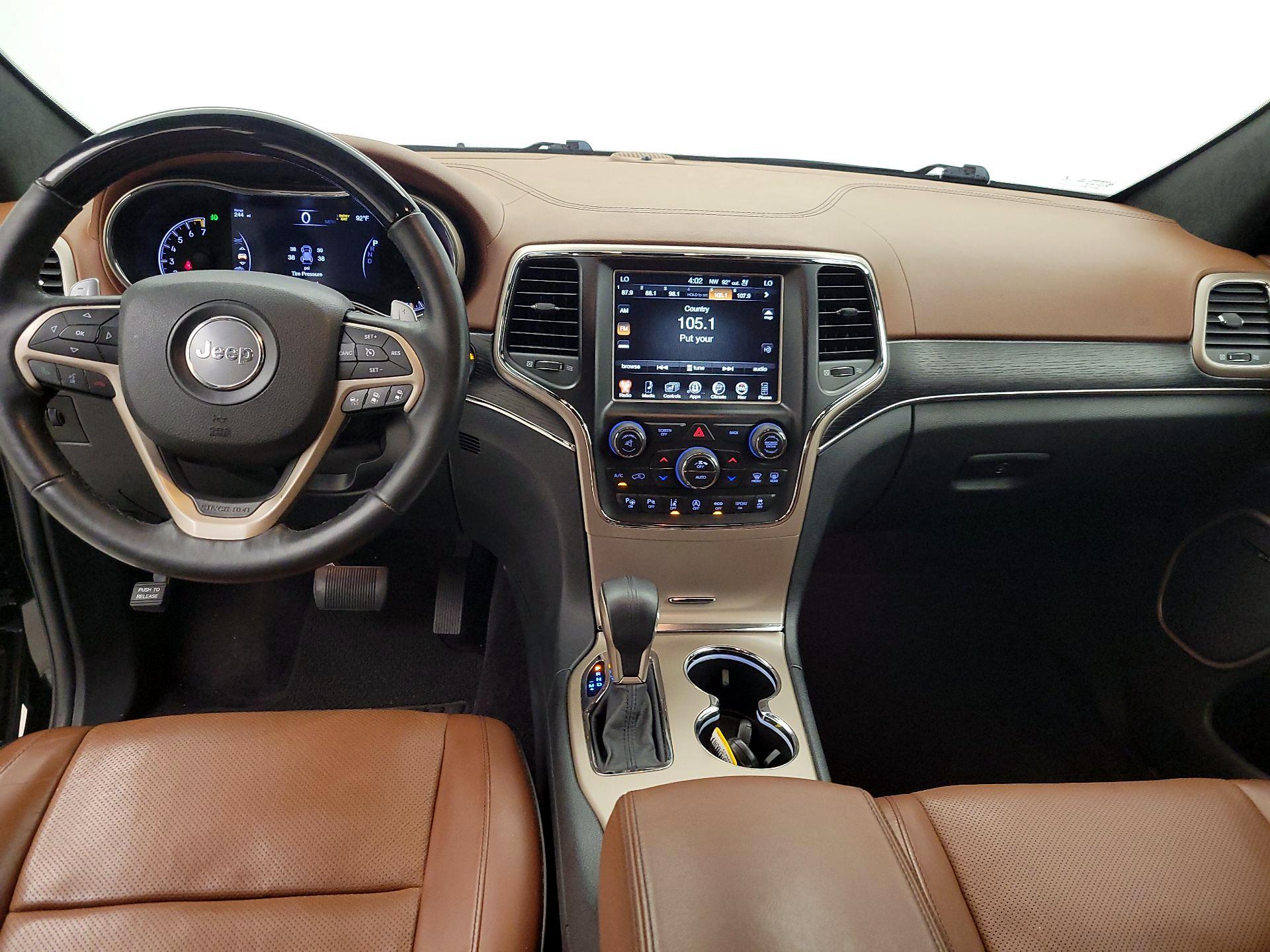 Thumbnail: 2017 Jeep Grand Cherokee - 9