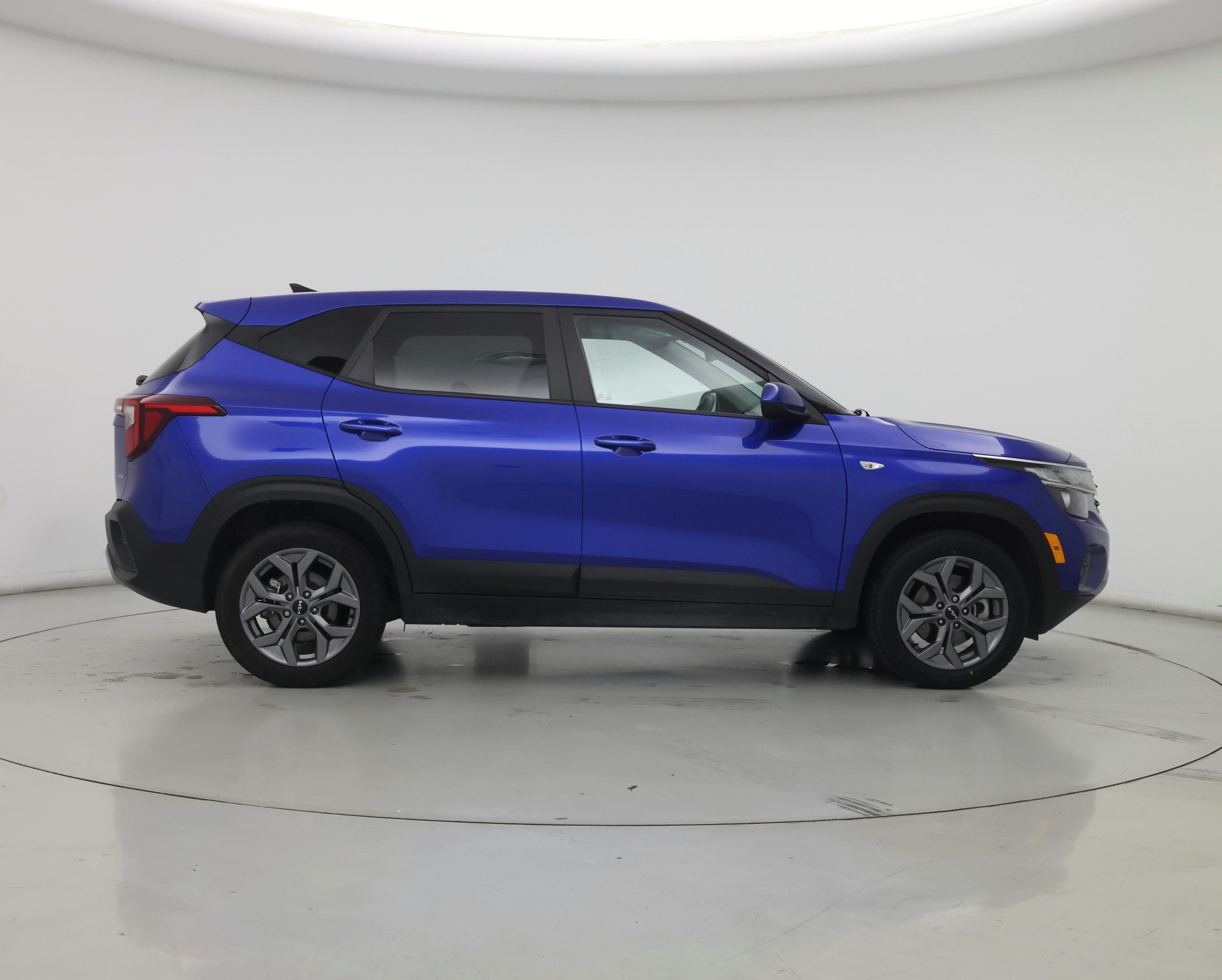 Thumbnail: 2024 Kia Seltos - 7
